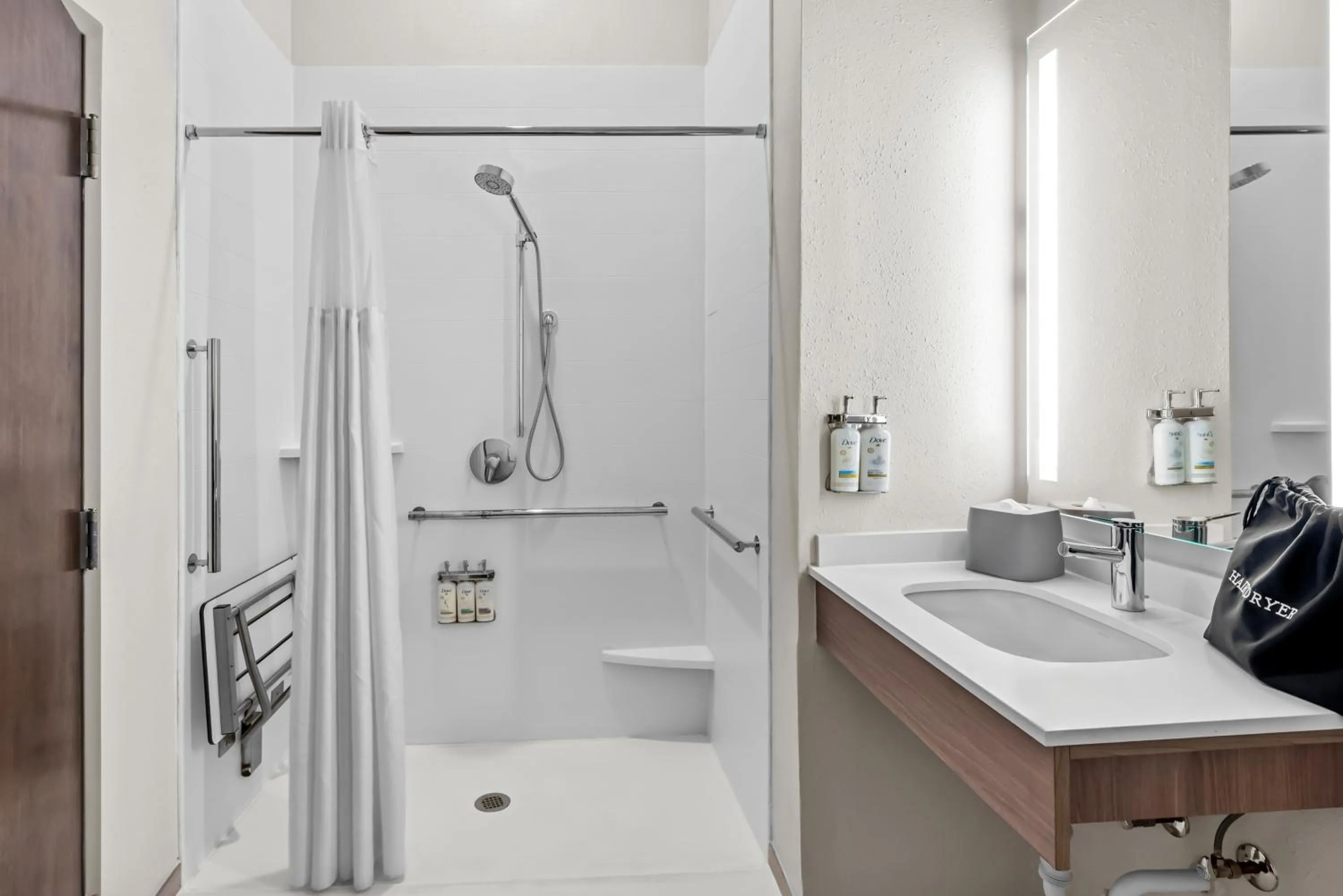 Guests in Holiday Inn Express Monticello by IHG