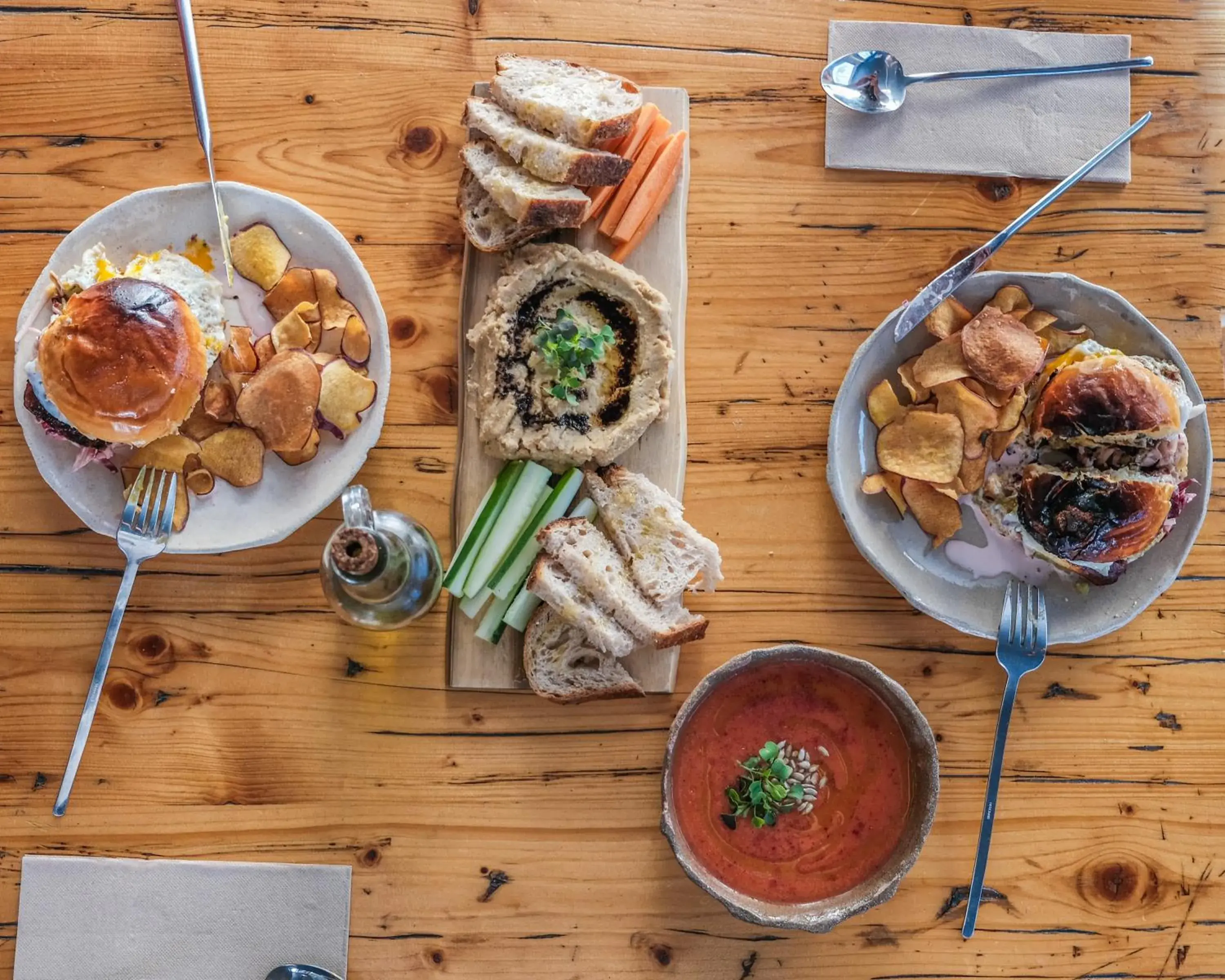 Breakfast in Selina Secret Garden Lisbon by IKIGAI Global Hospitality Breakfast in Selina Secret Garden Lisbon by IKIGAI Global Hospitality