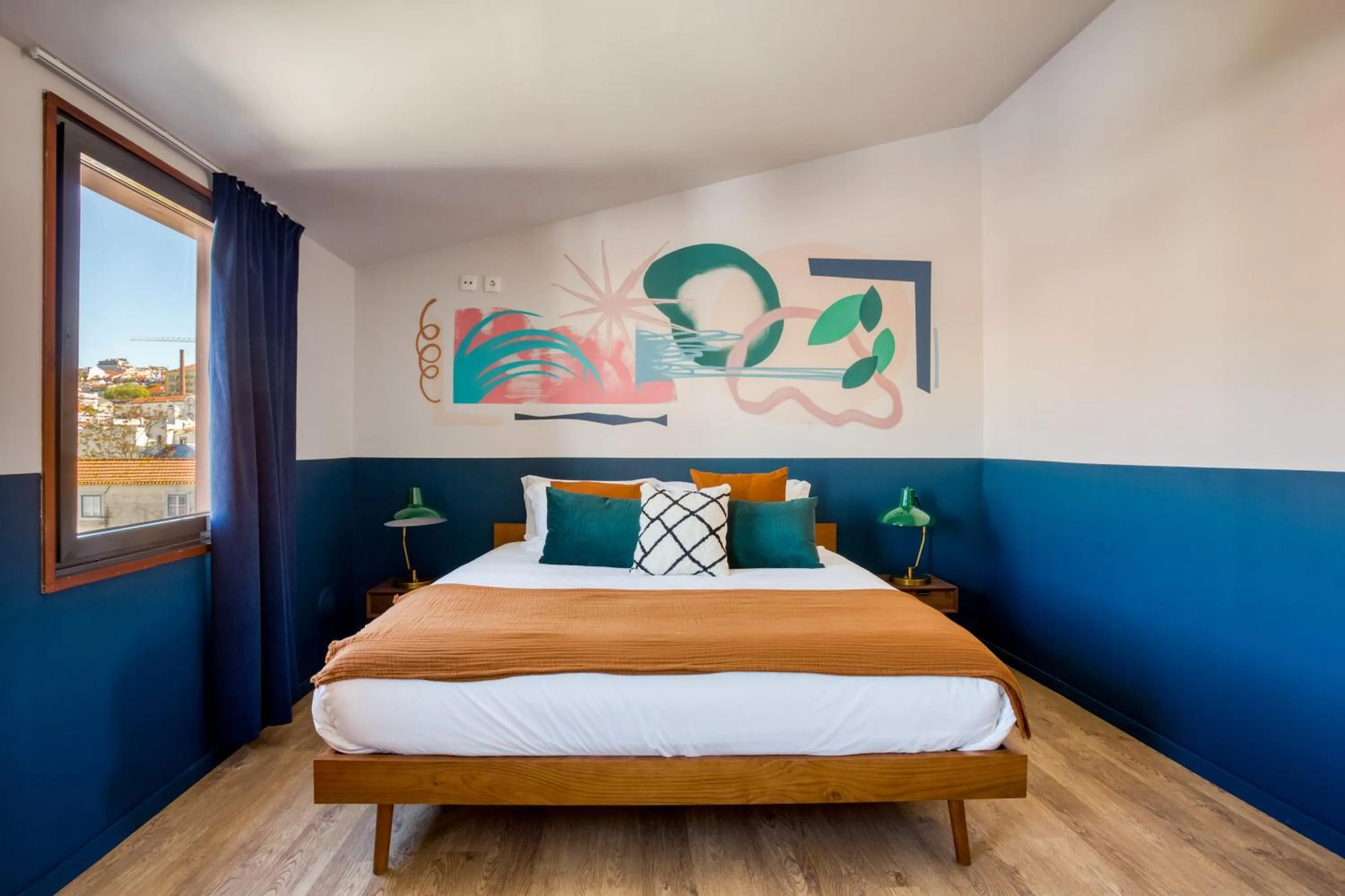 Bed in Secret Patio Lisbon