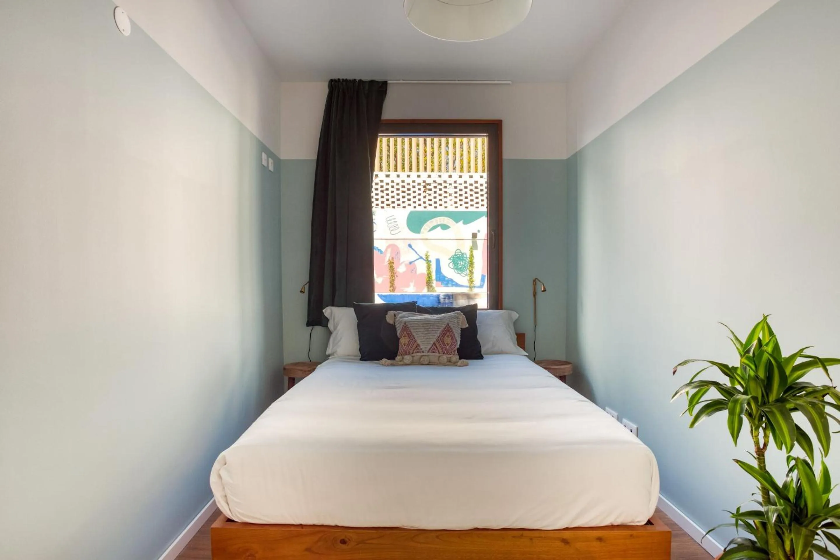 Bed in Secret Patio Lisbon