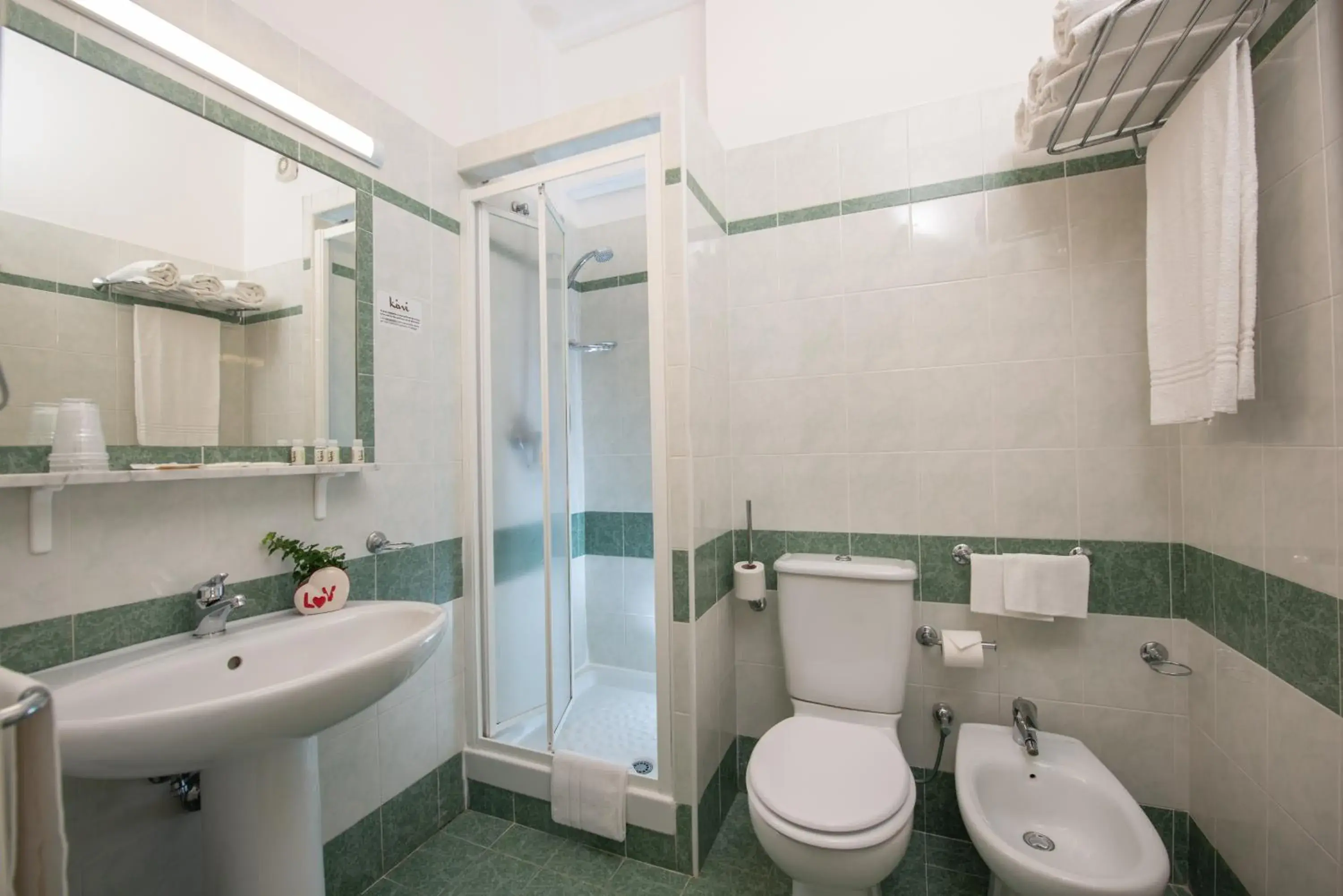 Standard Single Room in Hotel Hopps Standard Single Room in Hotel Hopps