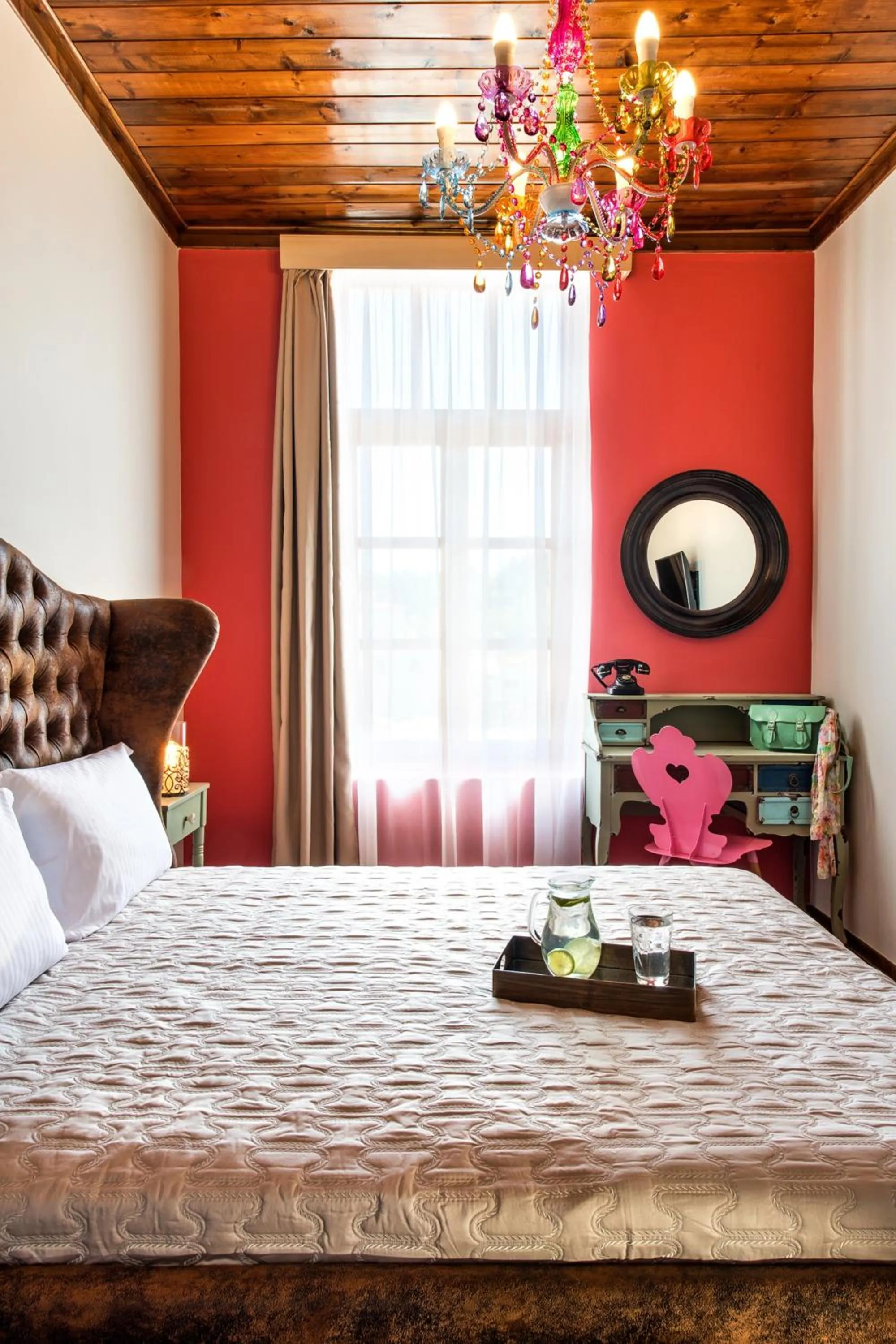 Photo of the whole room, Bed in A for Art Hotel