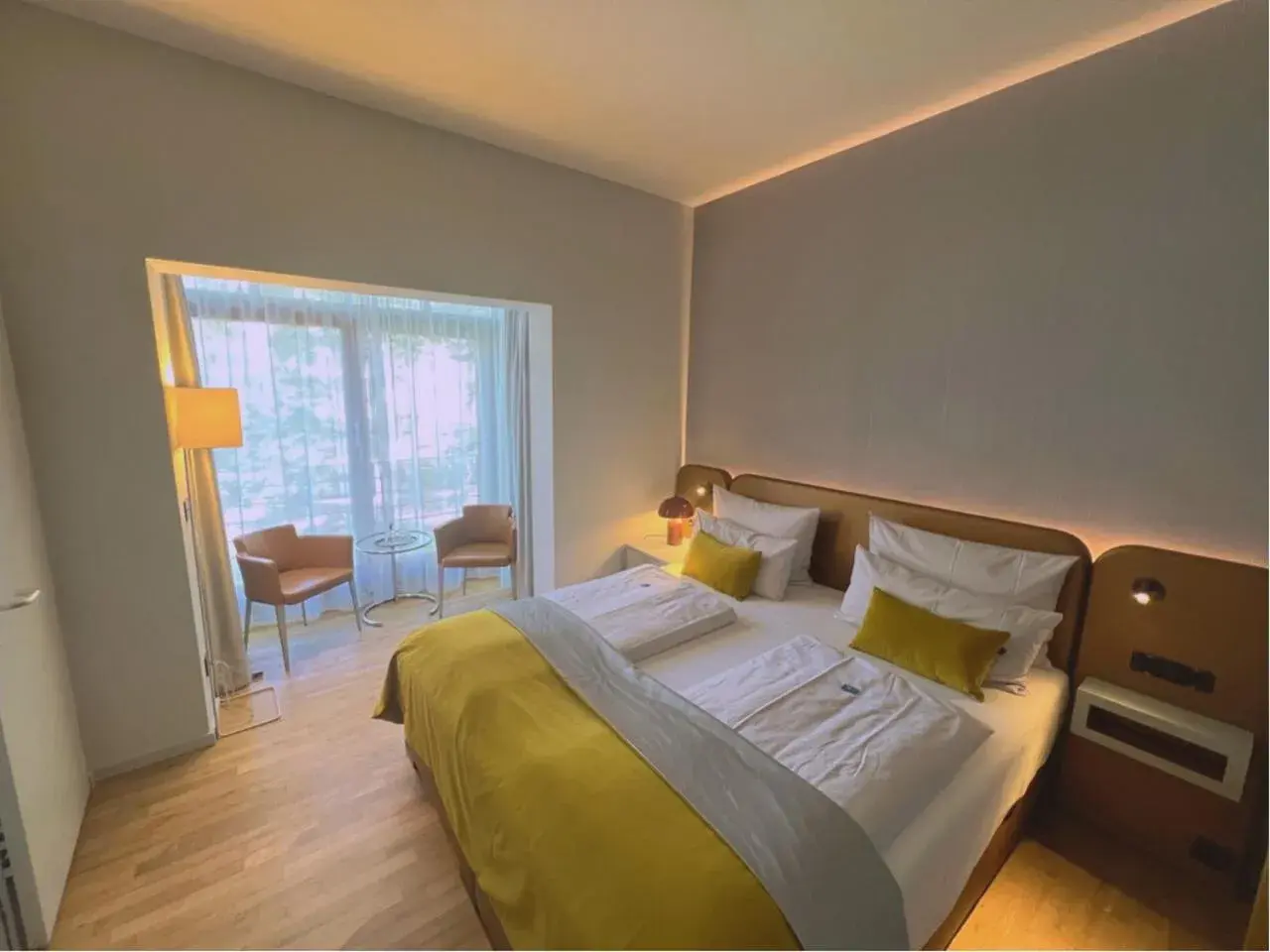 Photo of the whole room, Bed in Lint Hotel Köln Photo of the whole room, Bed in Lint Hotel Köln