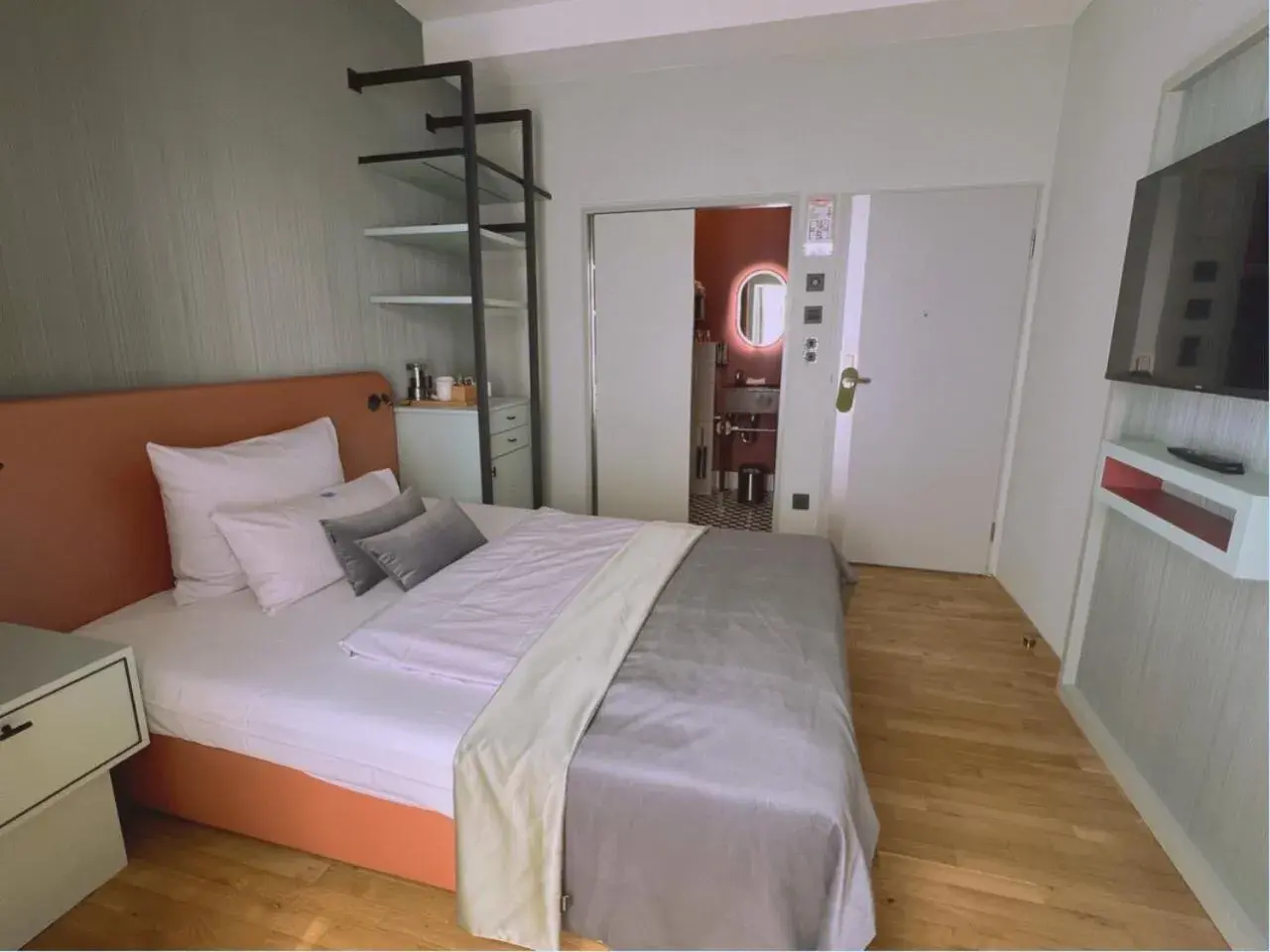 Photo of the whole room, Bed in Lint Hotel Köln Photo of the whole room, Bed in Lint Hotel Köln