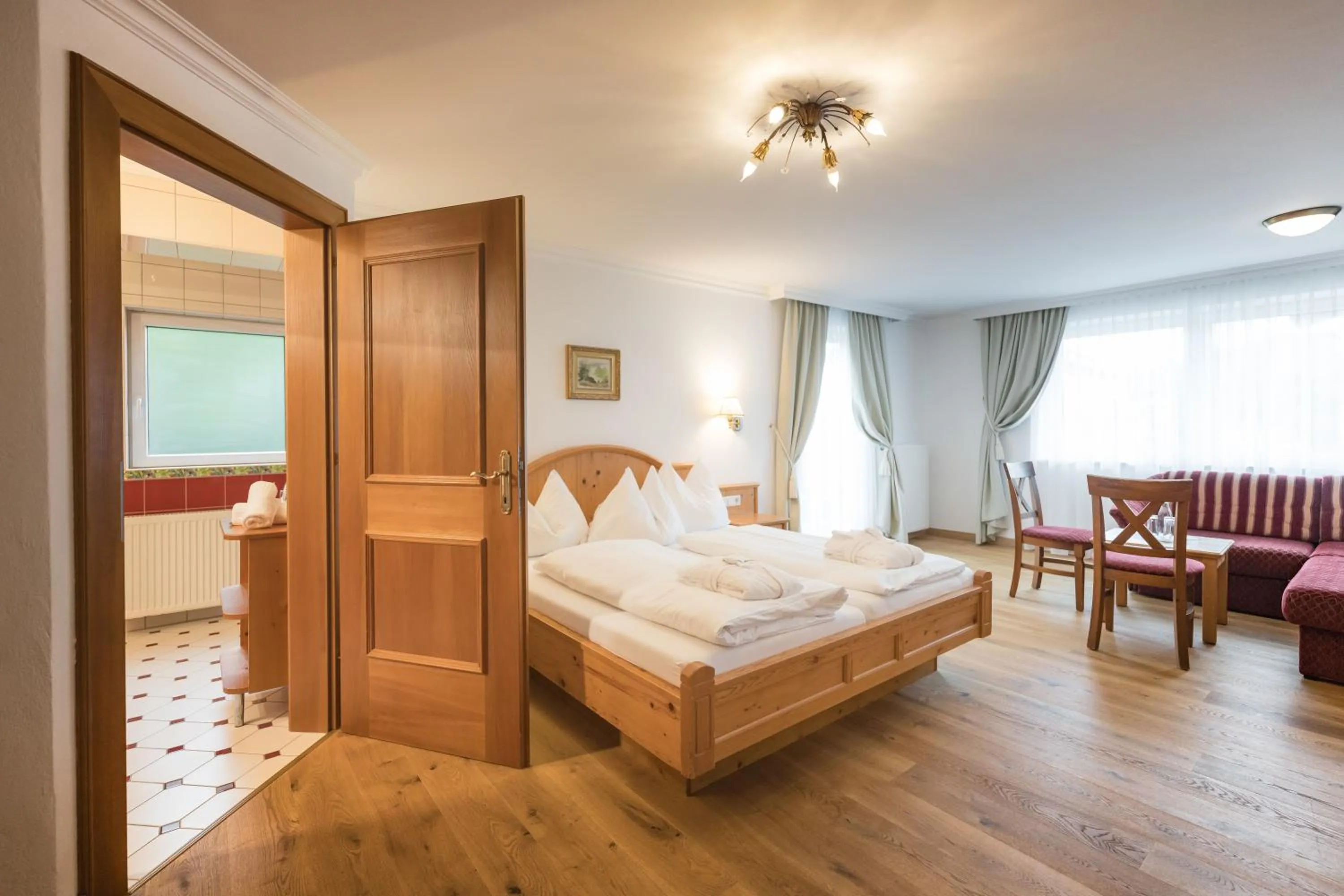 Photo of the whole room, Bed in Hotel Schartner