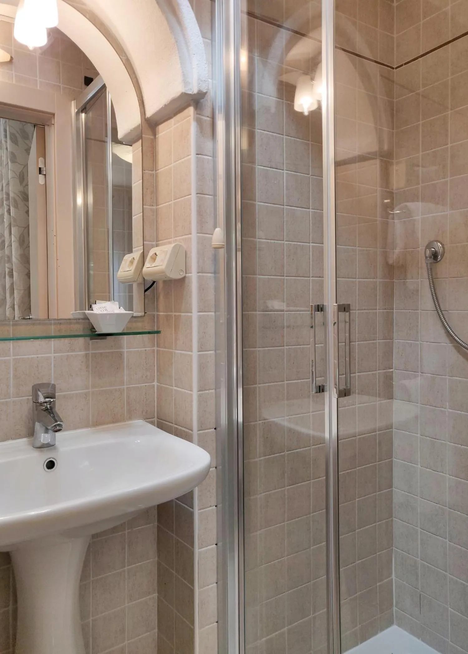 Bathroom in Hotel Castello S. Antonio