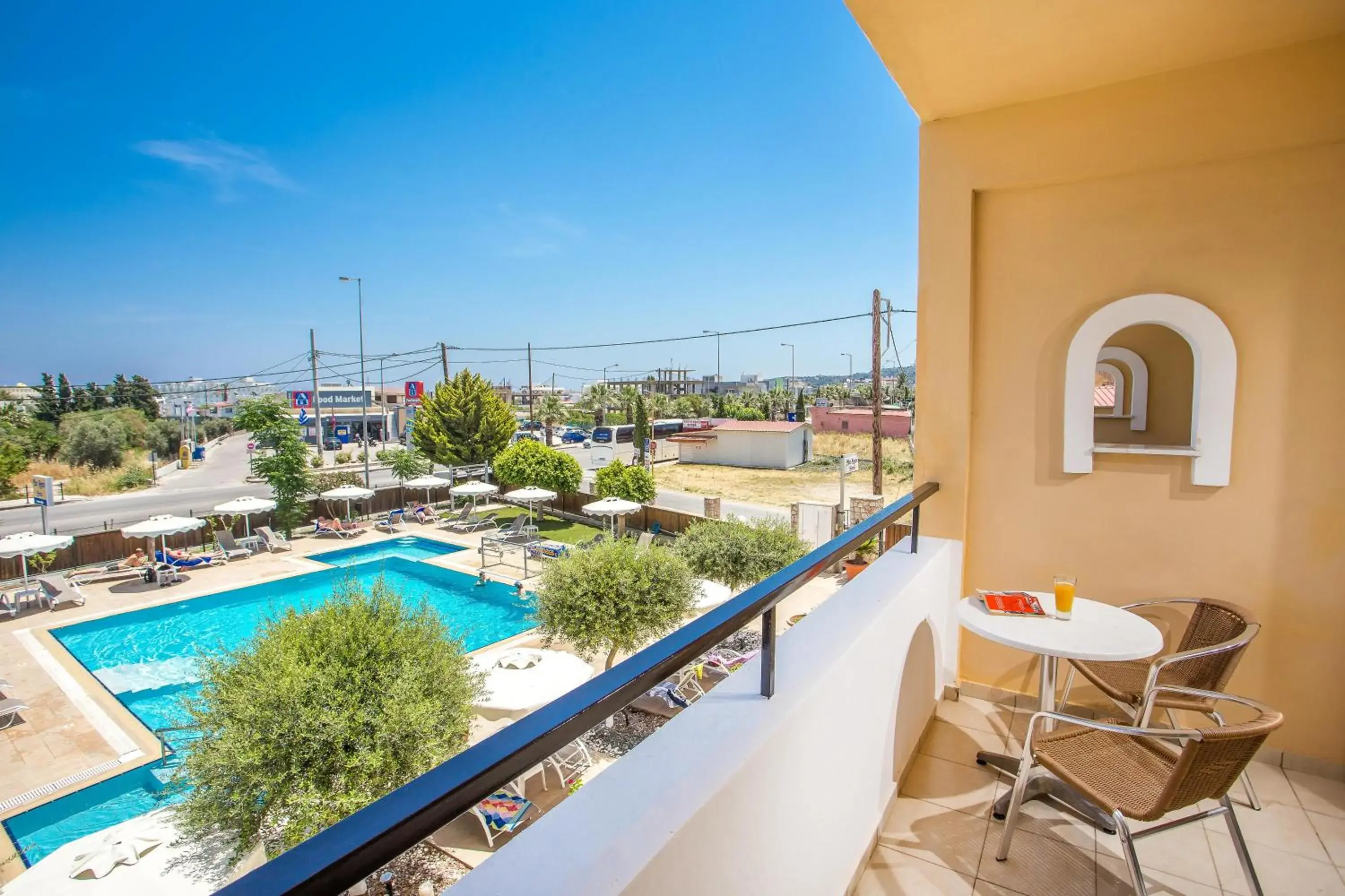 Double or Twin Room in Mon Repos Hotel Double or Twin Room in Mon Repos Hotel