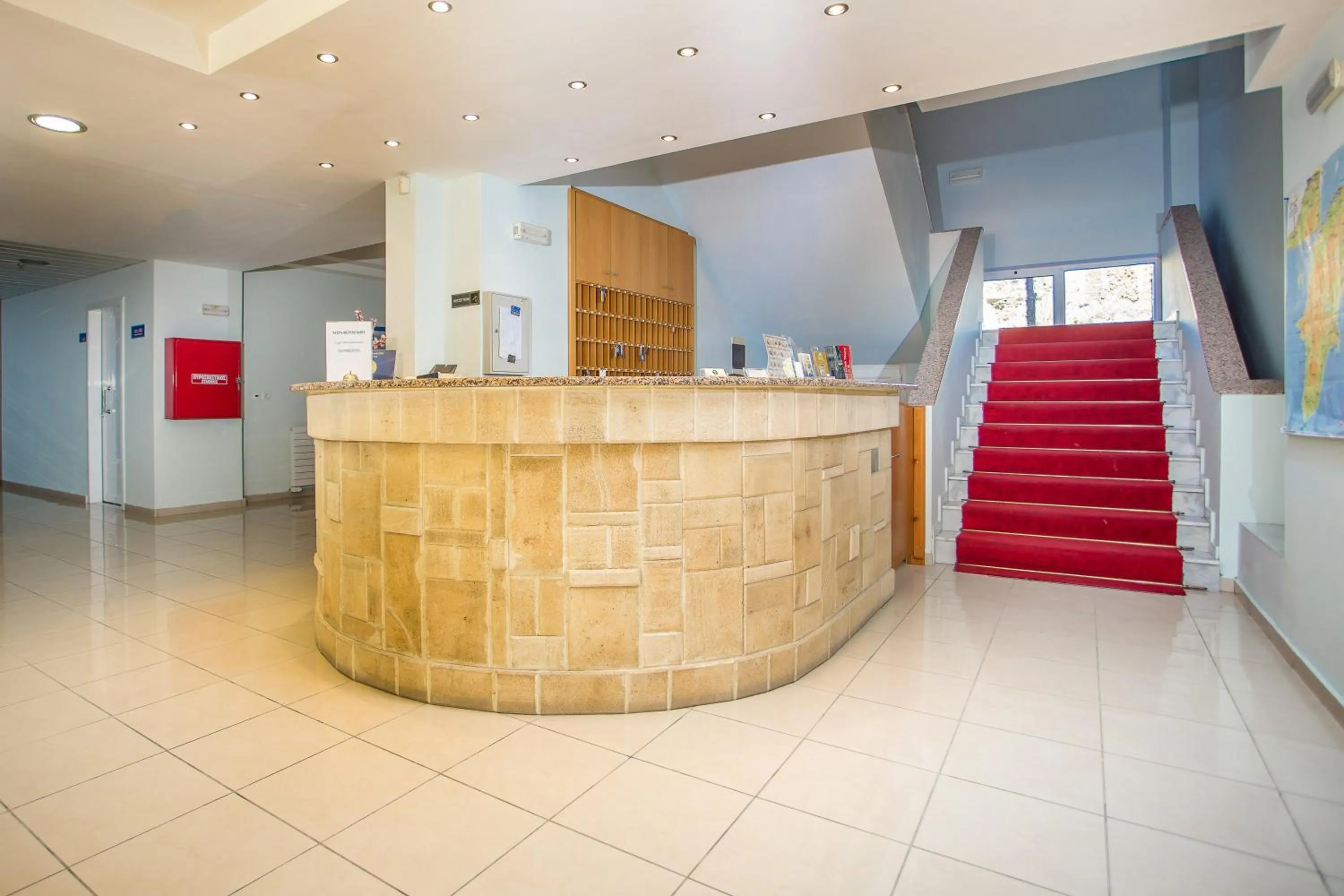 Lobby or reception in Mon Repos Hotel