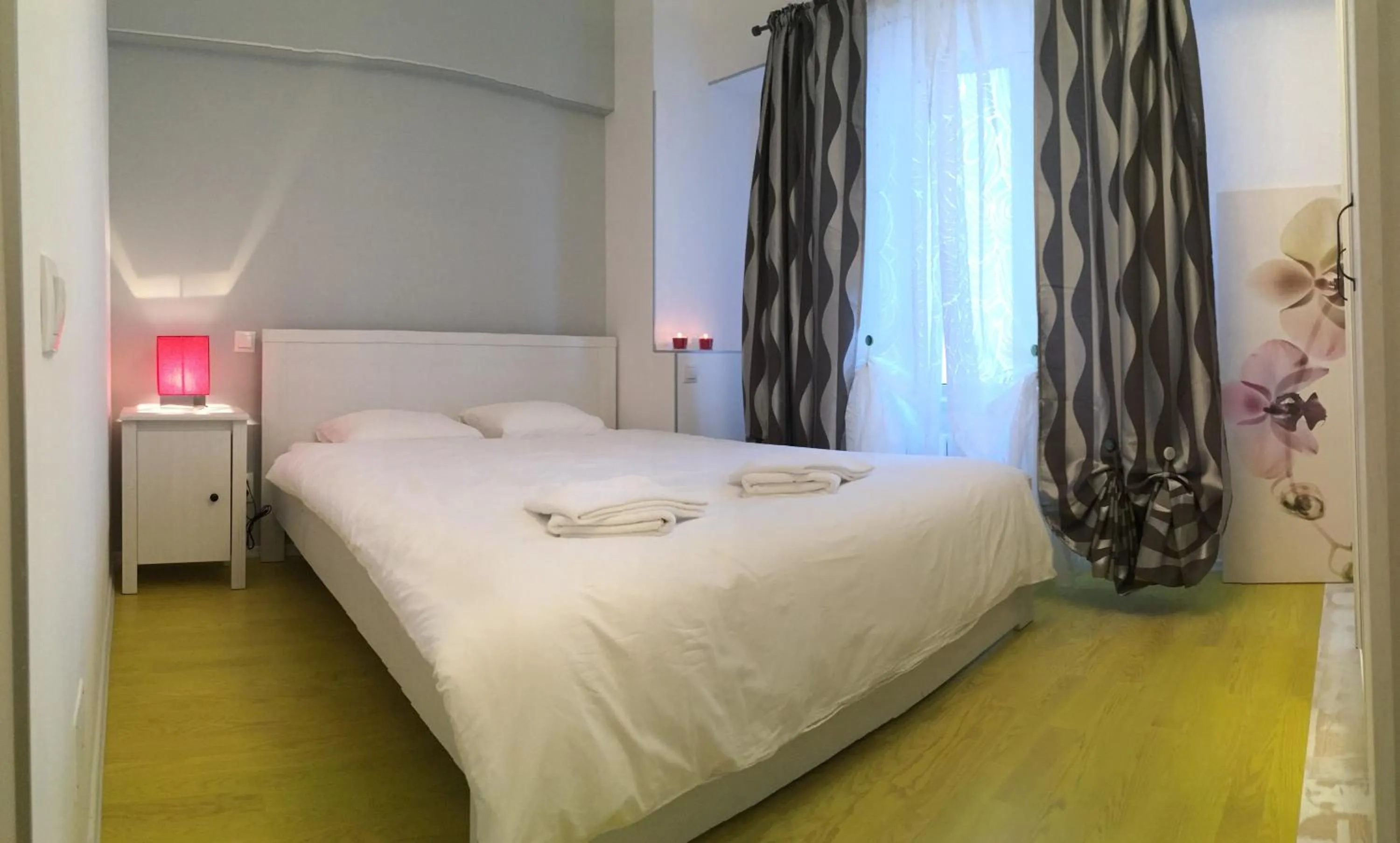 Bedroom, Bed in New Central Roof top view