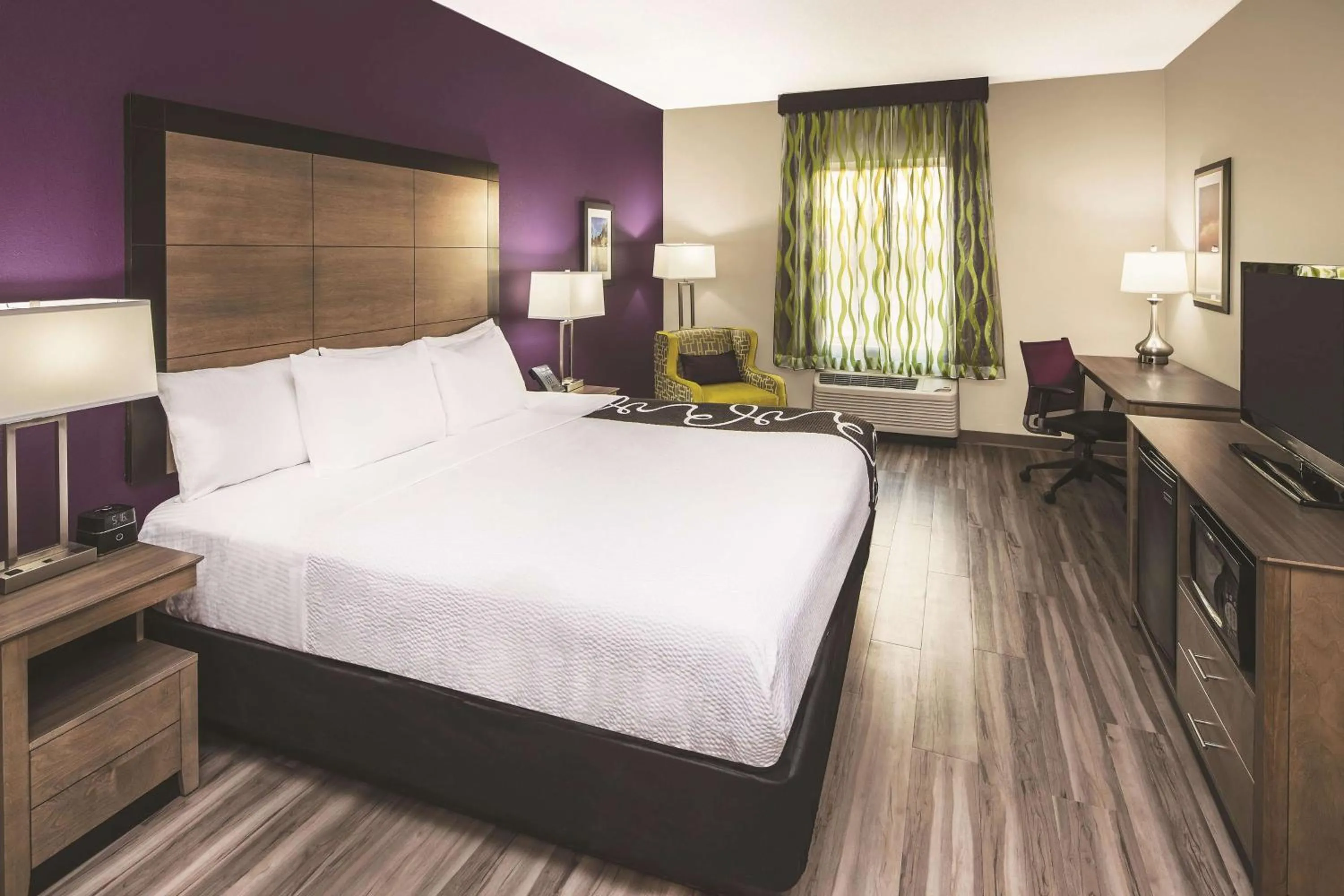 Photo of the whole room, Bed in La Quinta by Wyndham Milledgeville