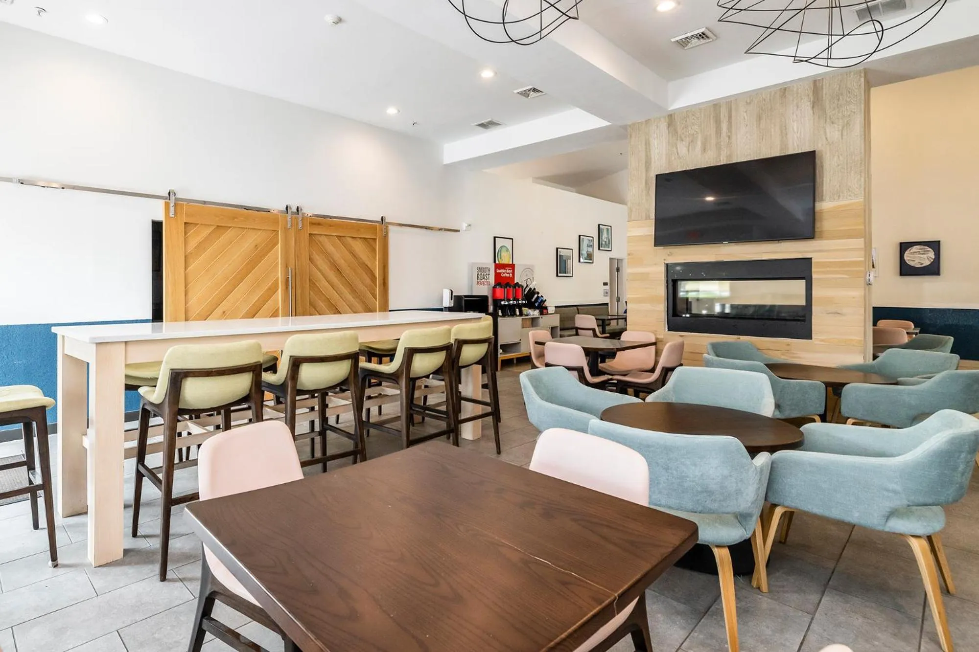 Breakfast in Best Western Watertown