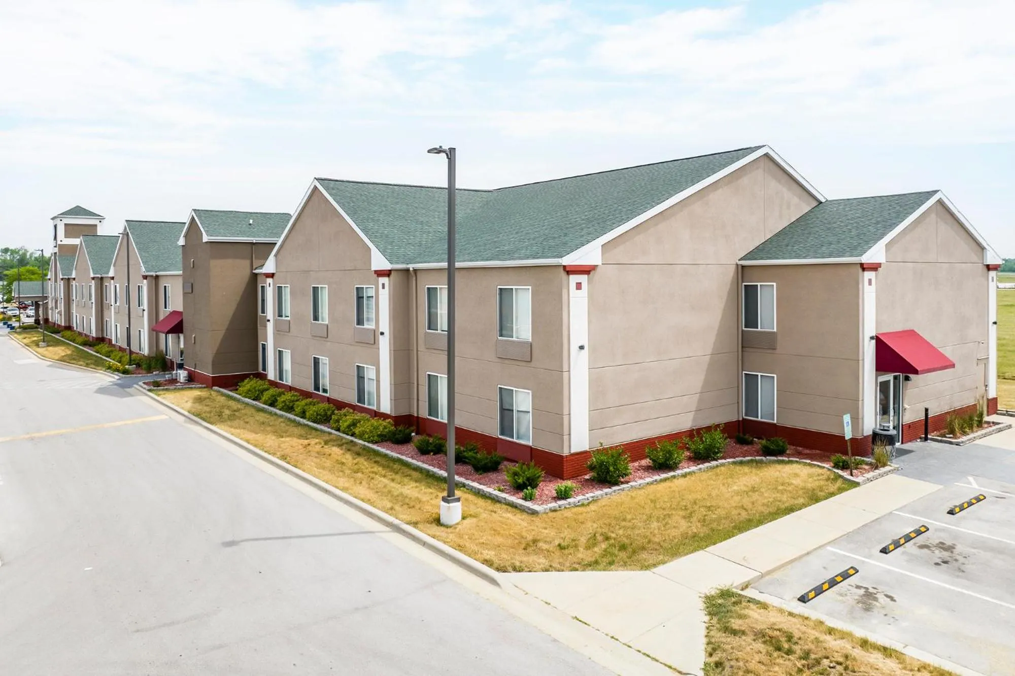 Property building in Best Western Watertown