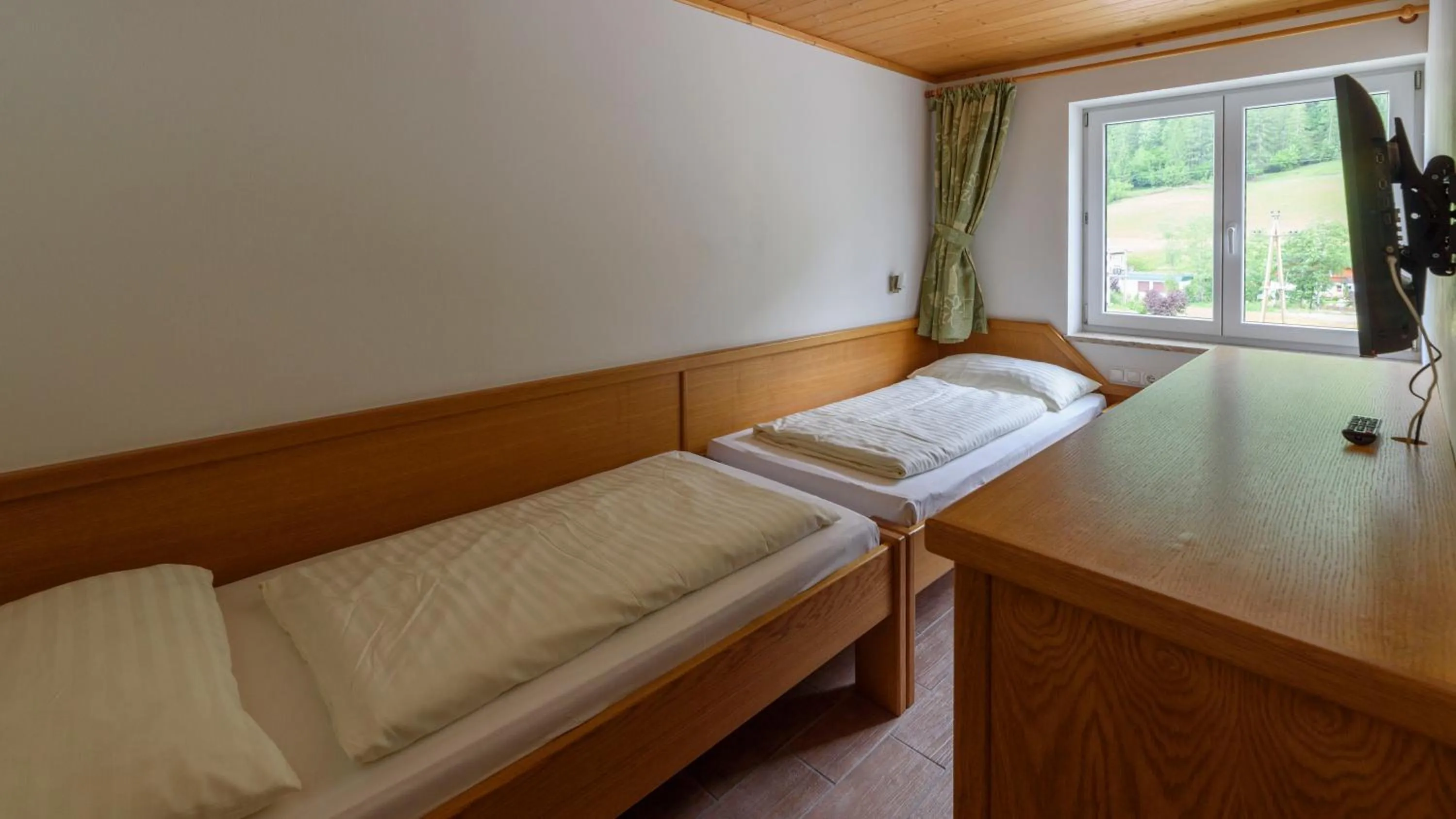 Bed in Hotel Landhaus Ausswinkl