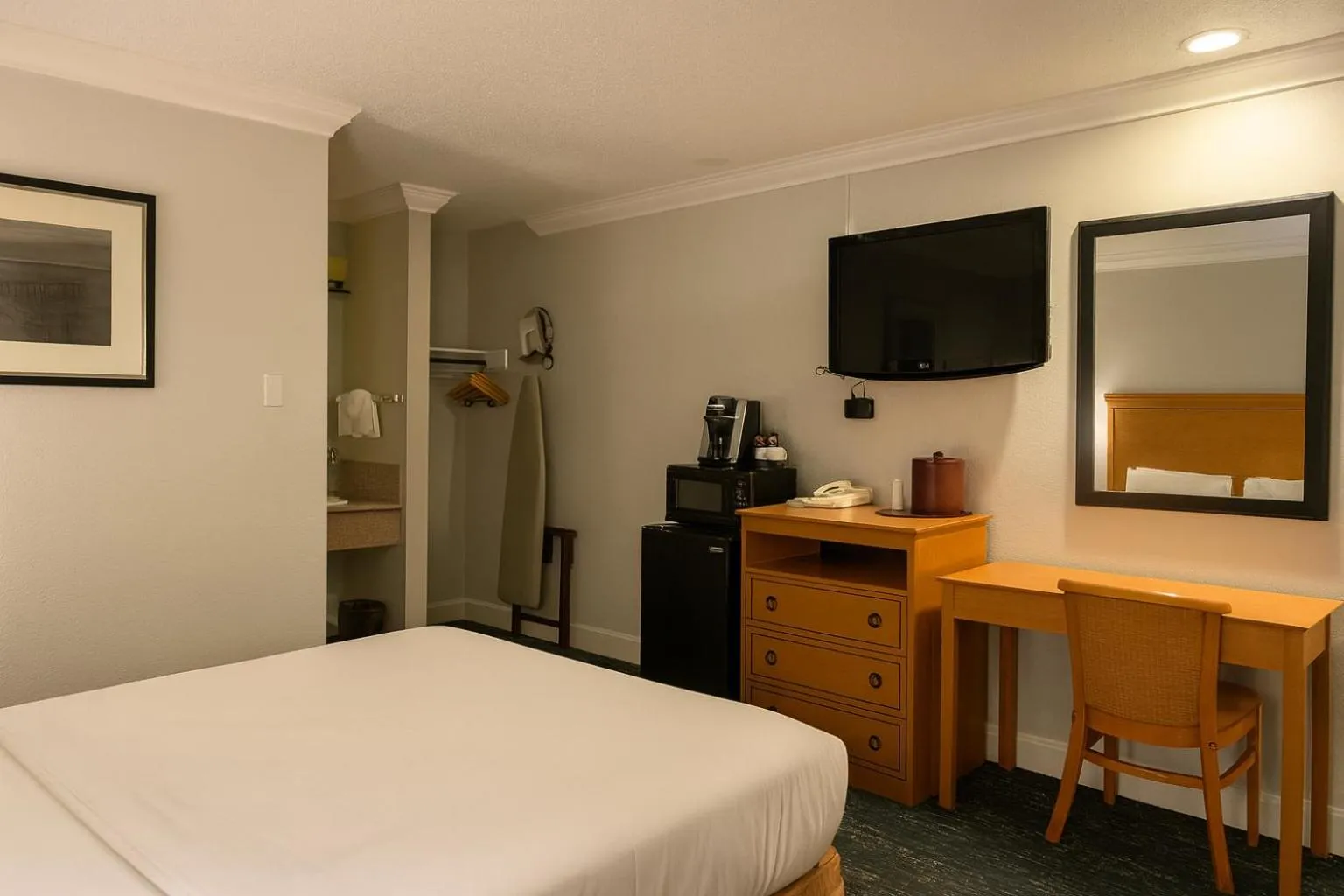 TV and multimedia, Bed in Stargazer Hotel