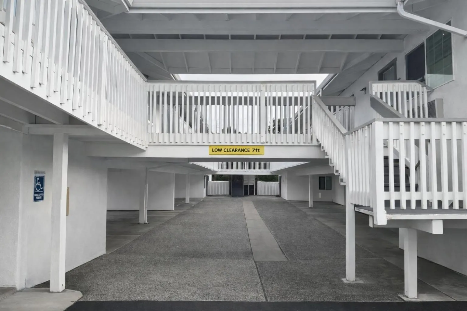 Parking in Stargazer Hotel