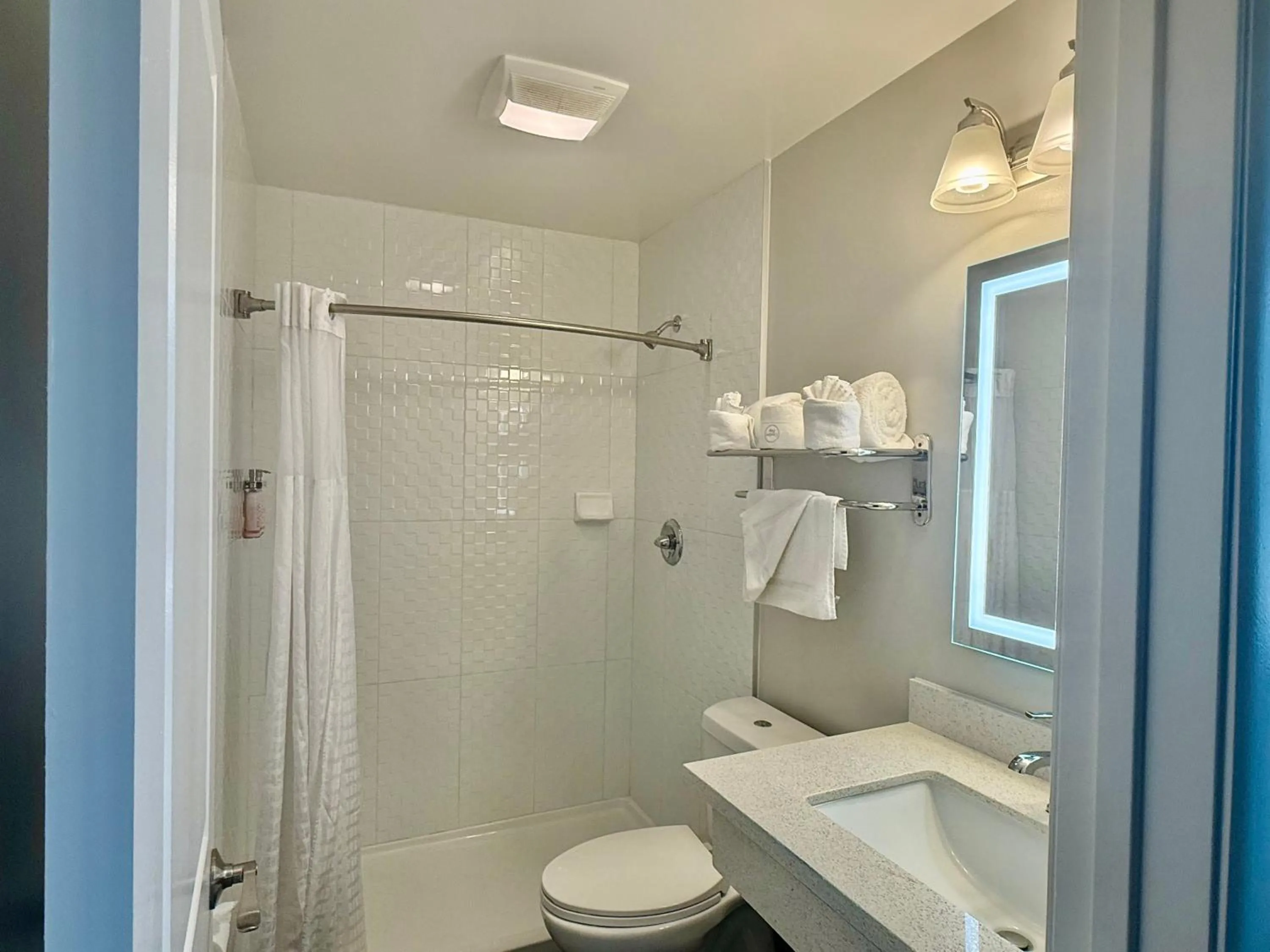 Bathroom in Stargazer Hotel