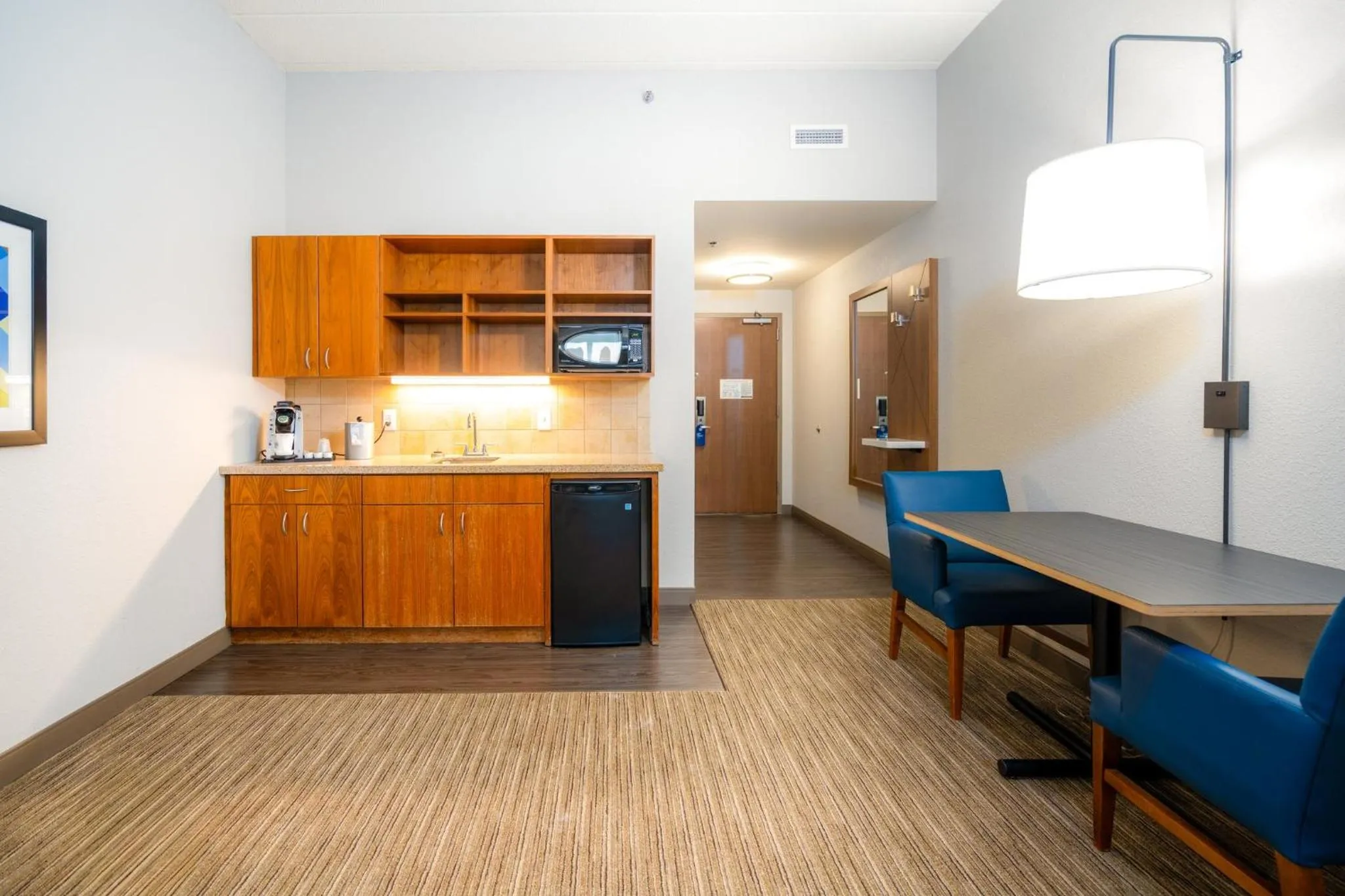 Photo of the whole room in Holiday Inn Express Hotel & Suites Mankato East by IHG