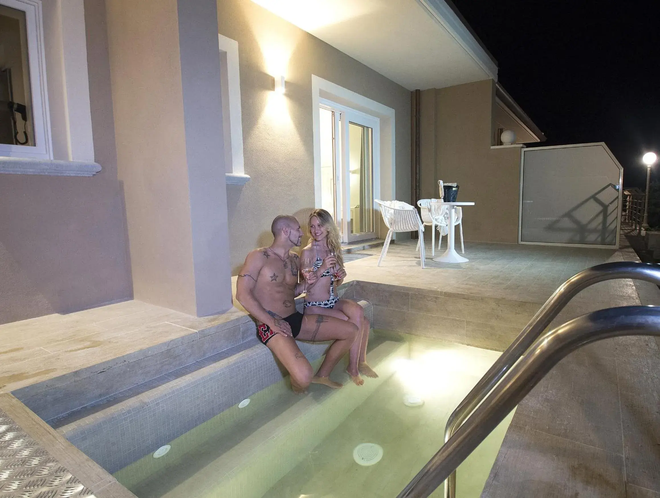 Suite with Private Pool in Relais I Piastroni Suite with Private Pool in Relais I Piastroni