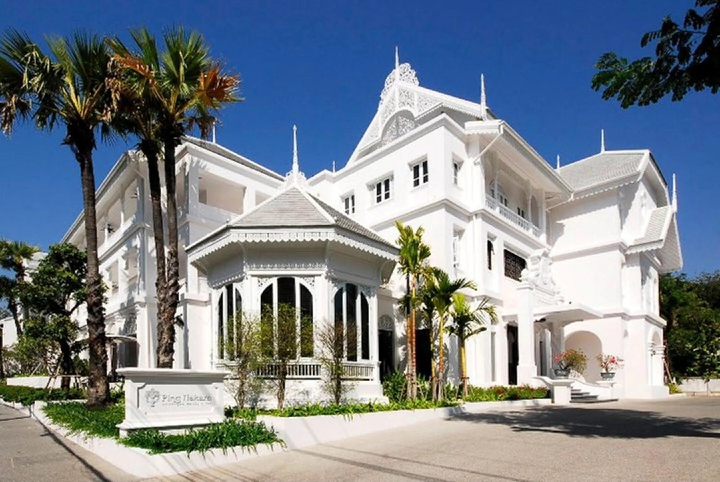 Facade/entrance in Ping Nakara Boutique Hotel And Spa