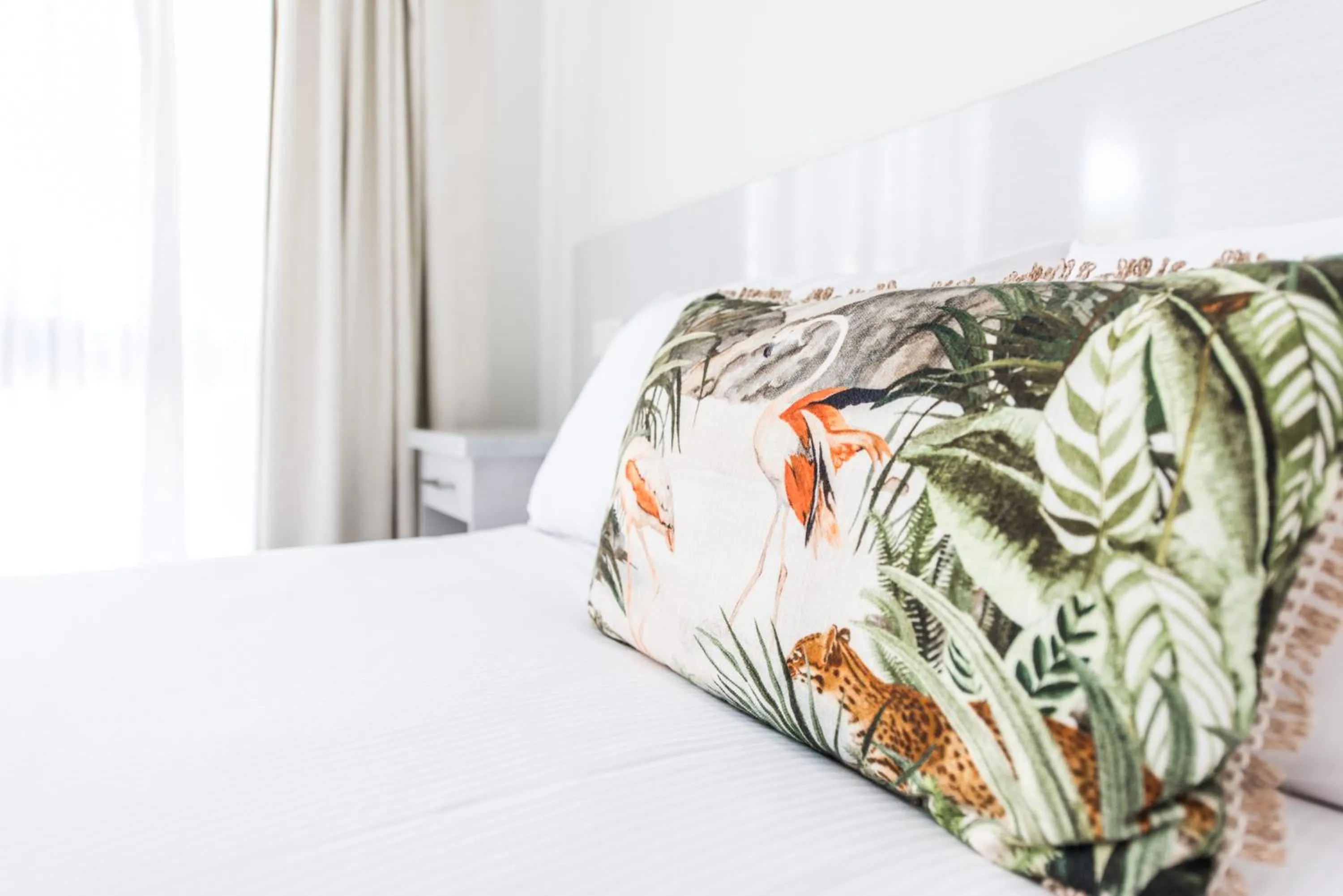 Bed in Hibiscus Motel