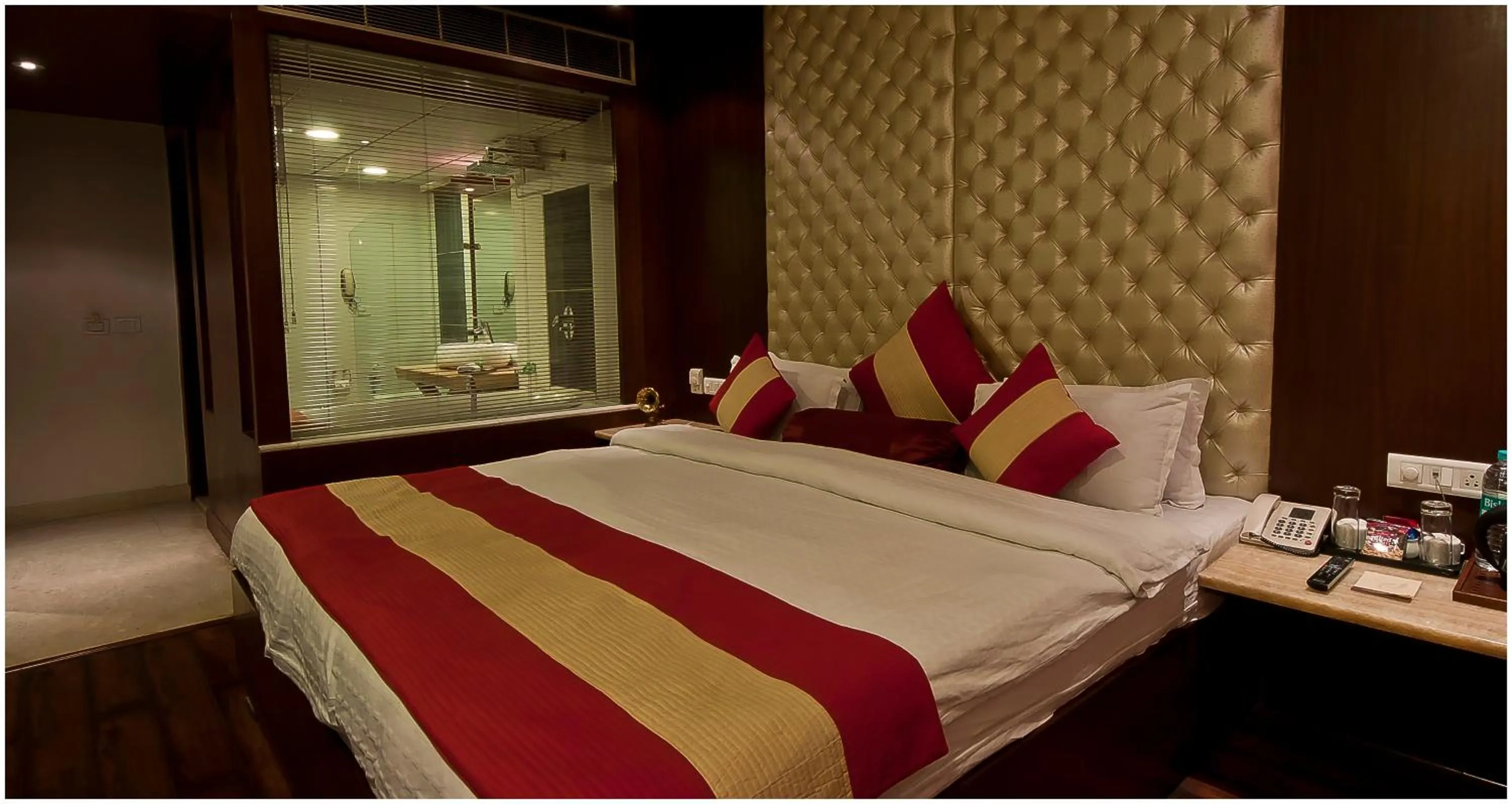 Bed in Hotel Aura - New Delhi Railway Station