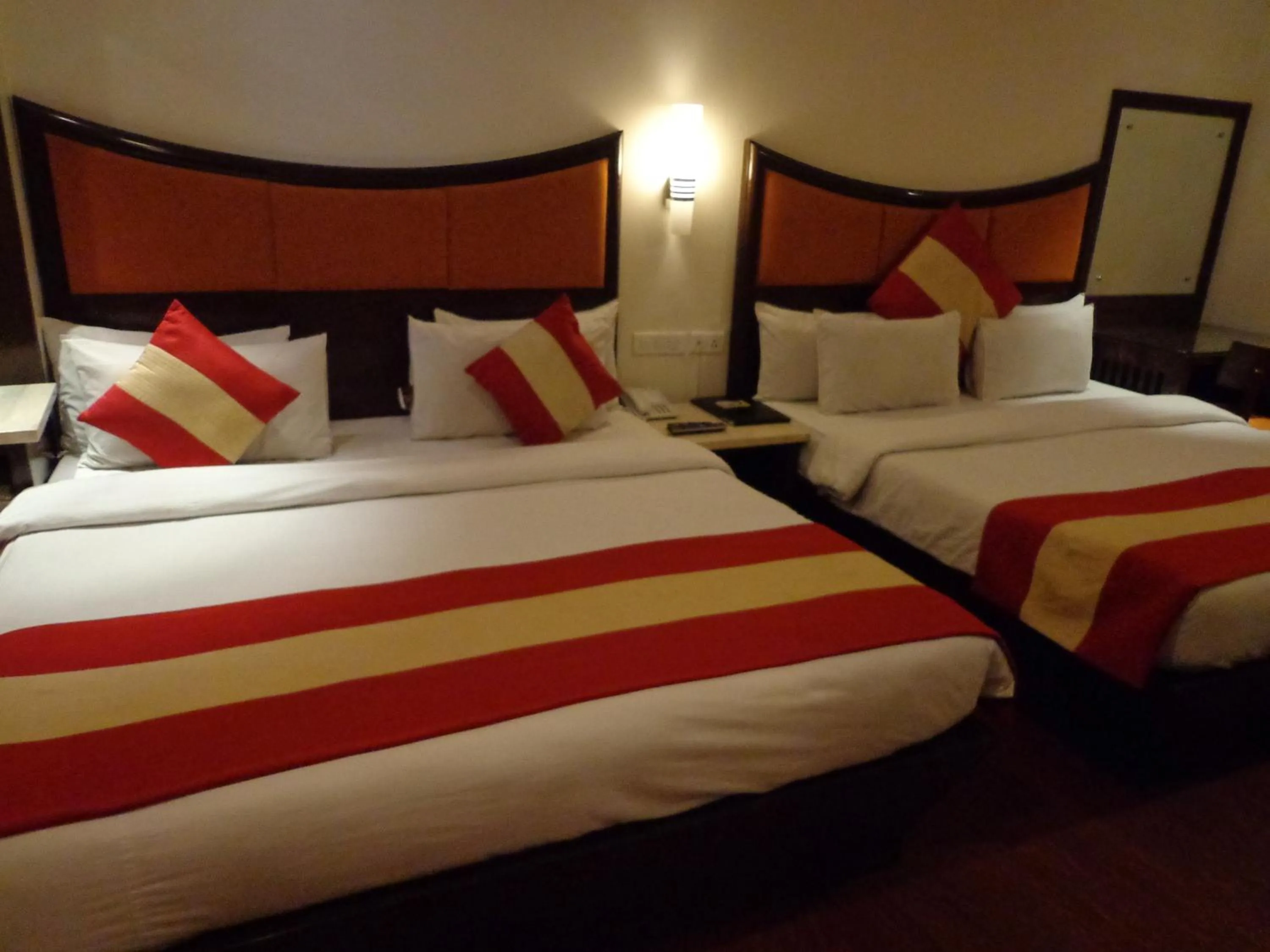 Bed in Hotel Aura - New Delhi Railway Station