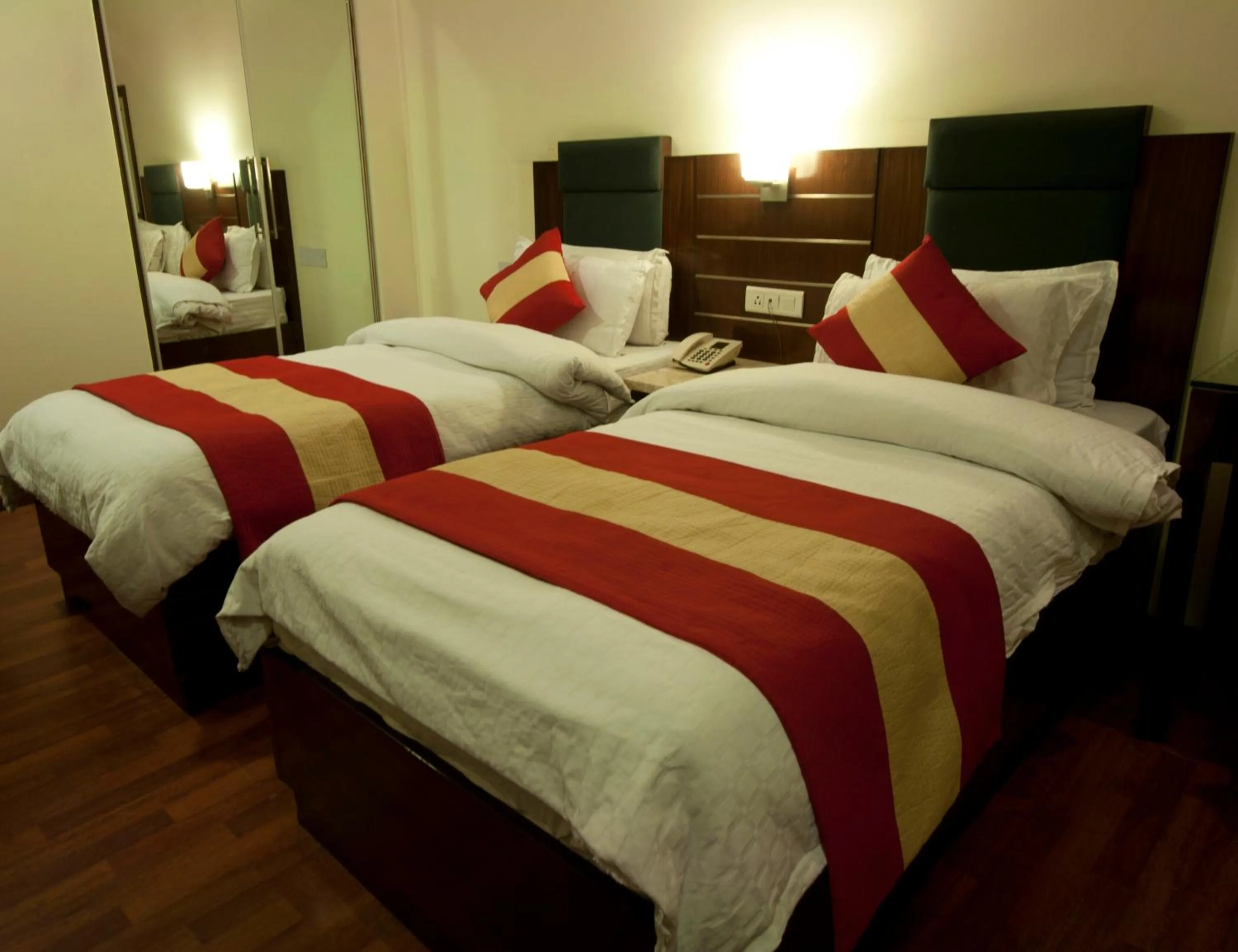 Bed in Hotel Aura - New Delhi Railway Station