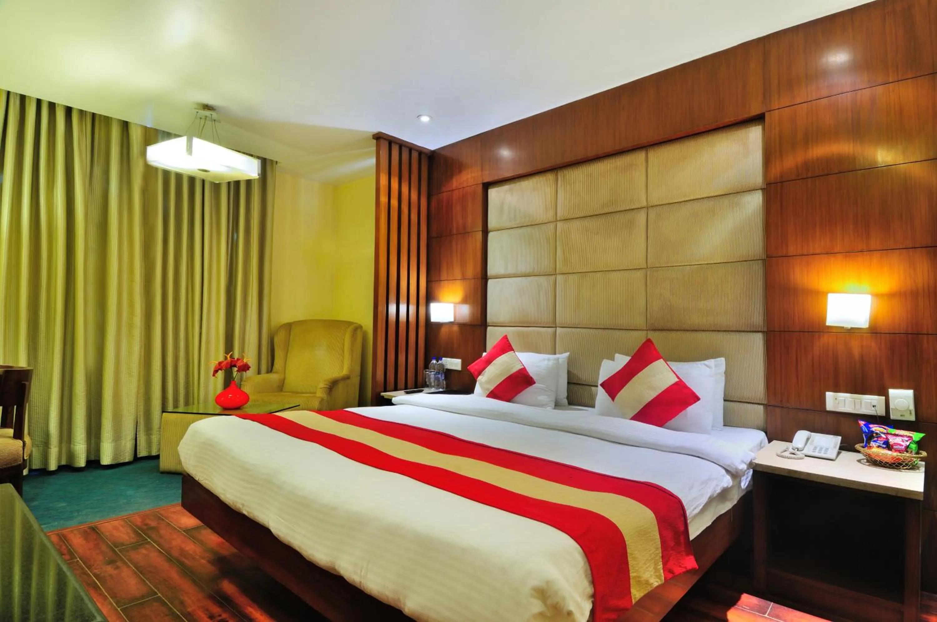 Photo of the whole room, Bed in Hotel Aura - New Delhi Railway Station