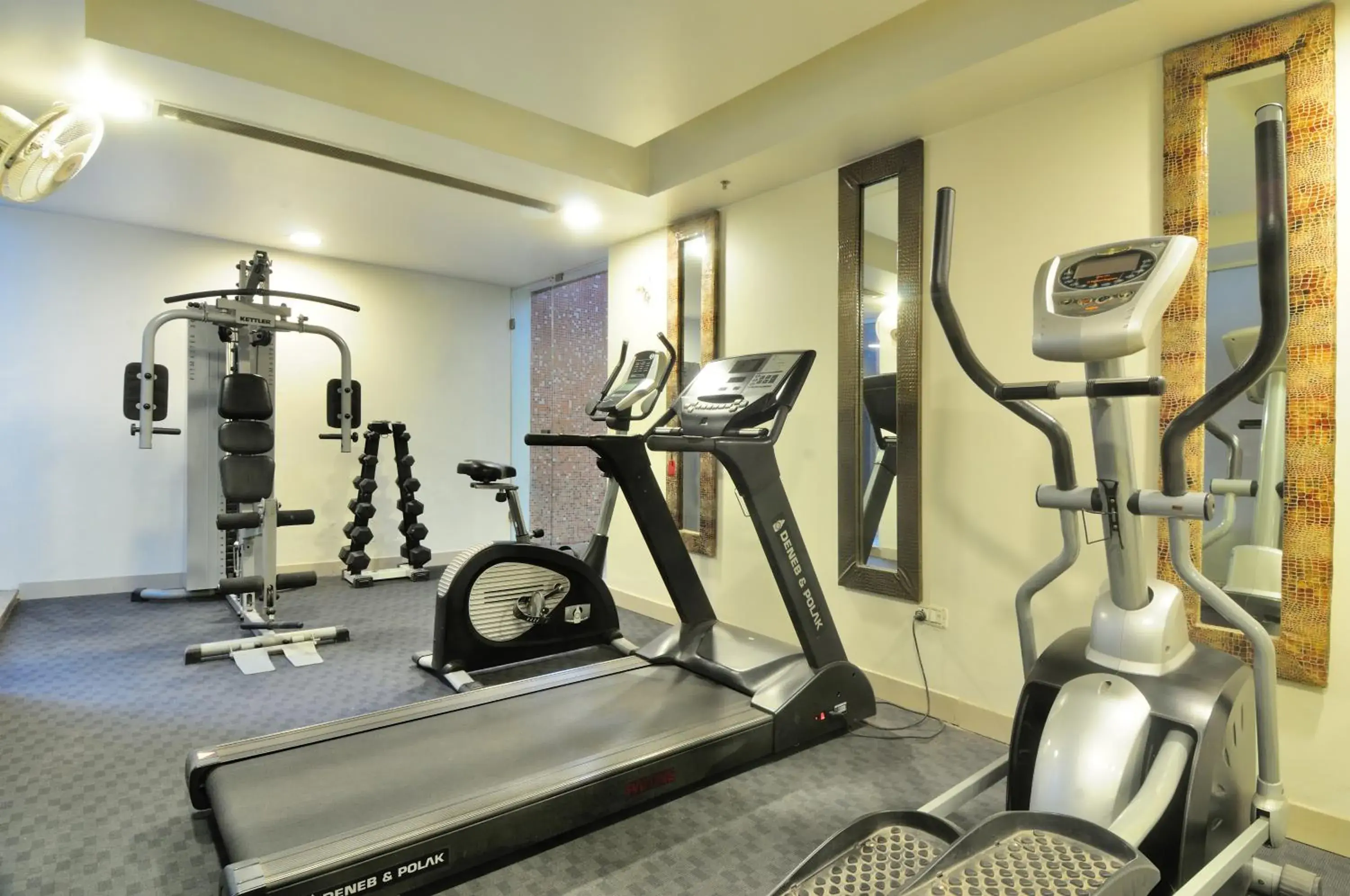 Fitness centre/facilities in Hotel Aura Near Connaught Place Fitness centre/facilities in Hotel Aura Near Connaught Place