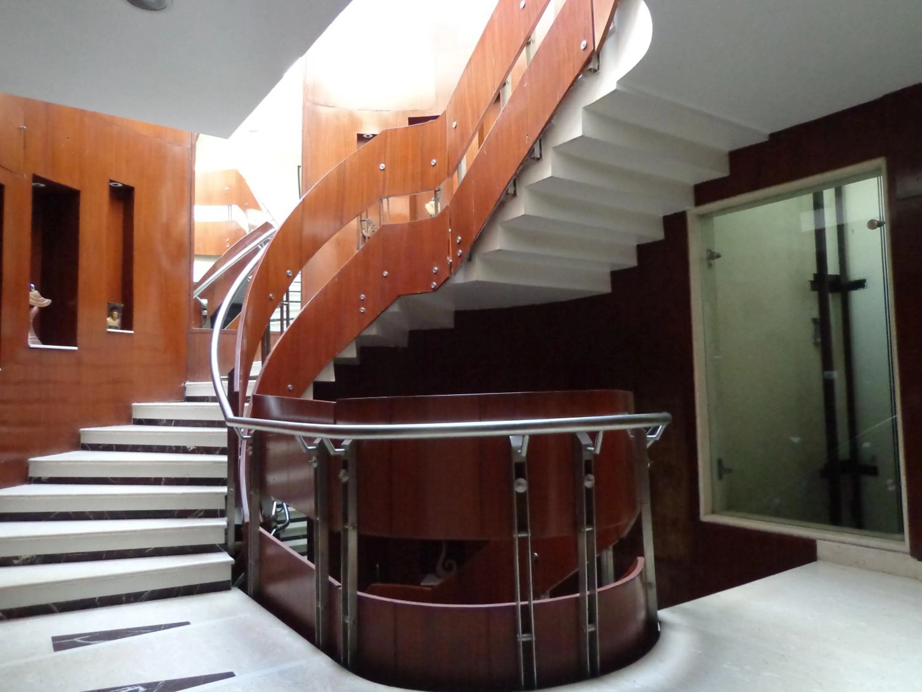Lobby or reception in Hotel Aura - New Delhi Railway Station