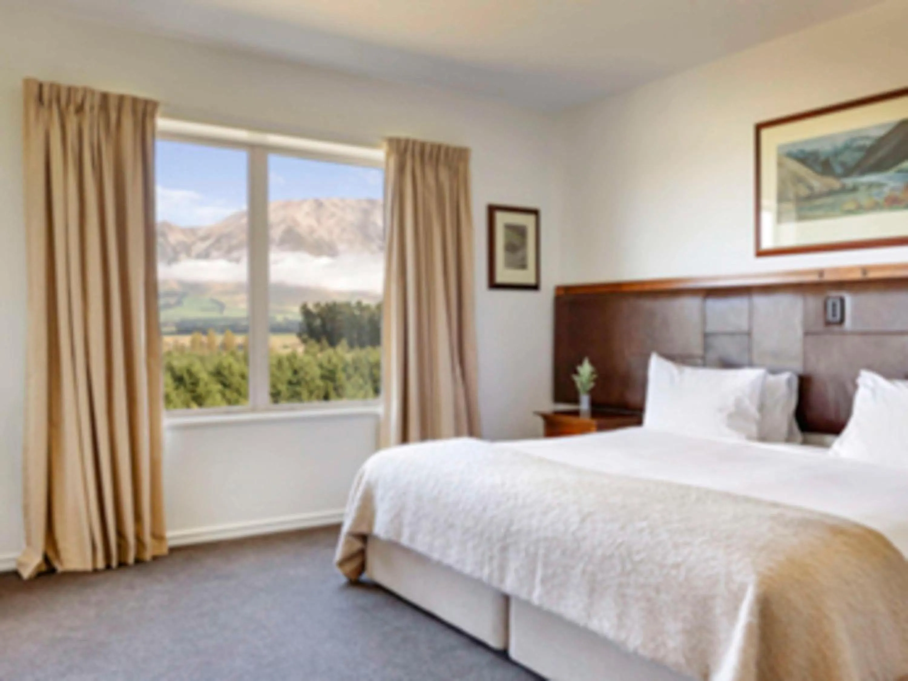 Bedroom, Bed in Fable Terrace Downs Resort by MGallery