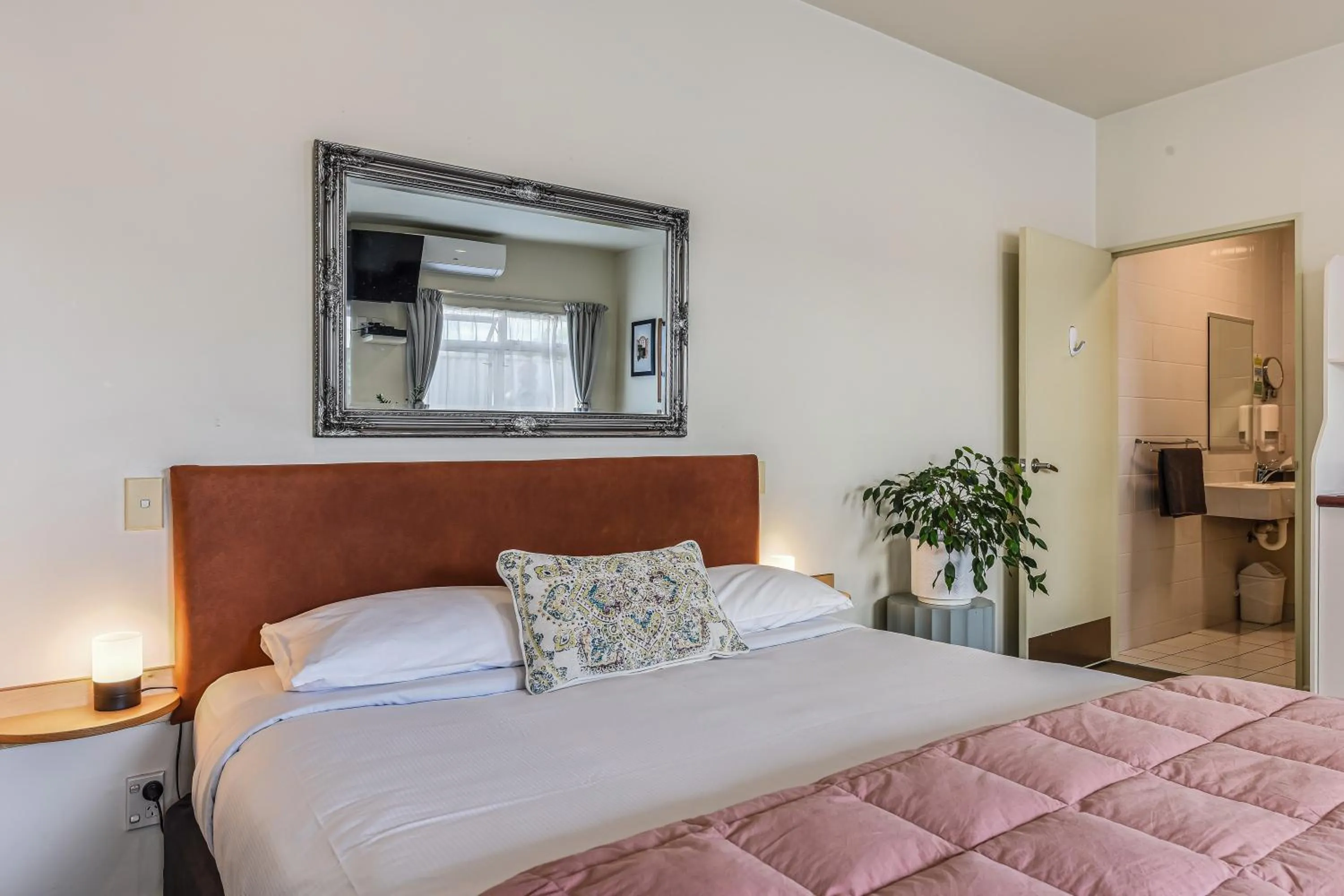 Bed in Boutique Motel