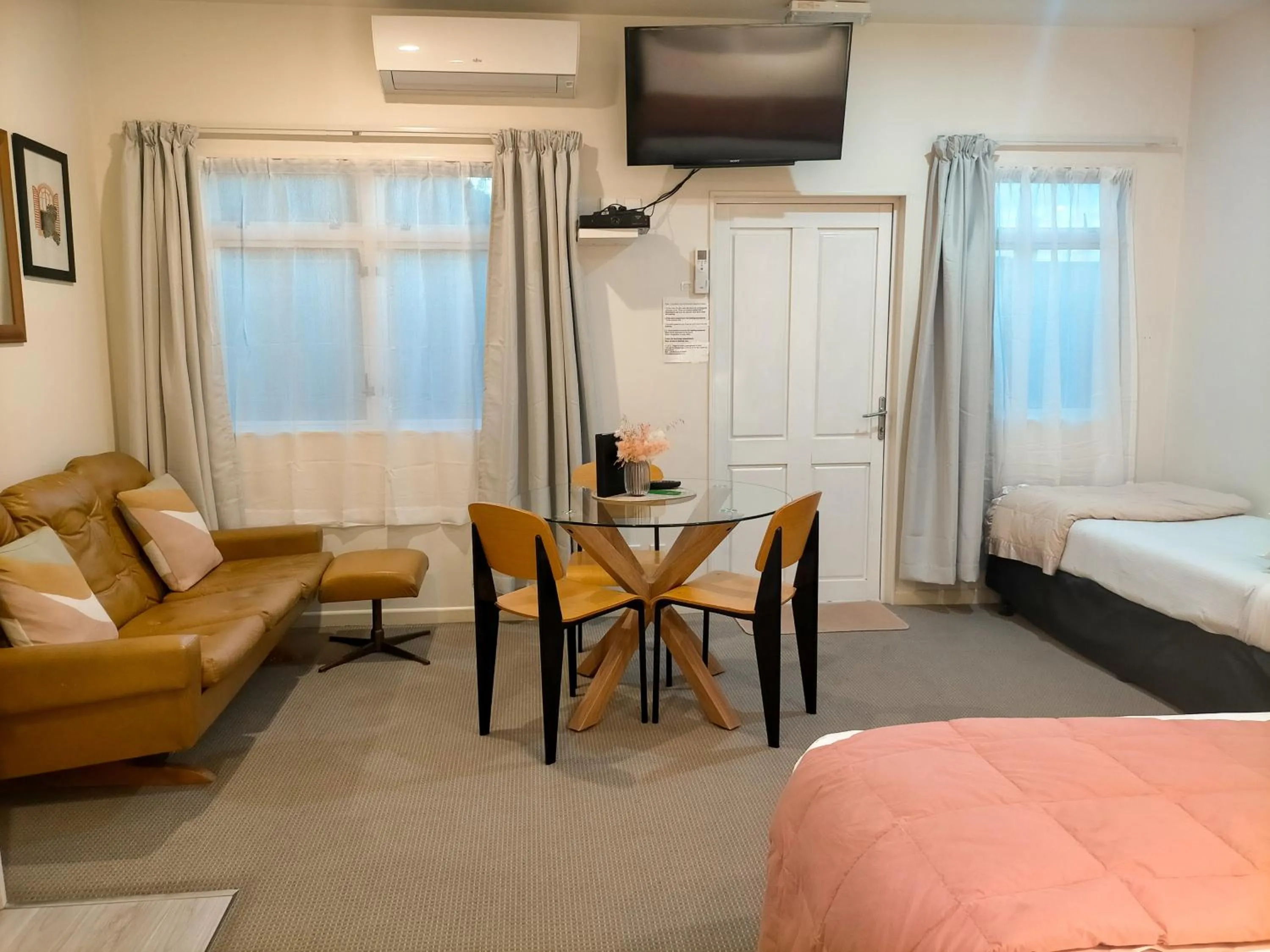 TV and multimedia, Bed in Boutique Motel