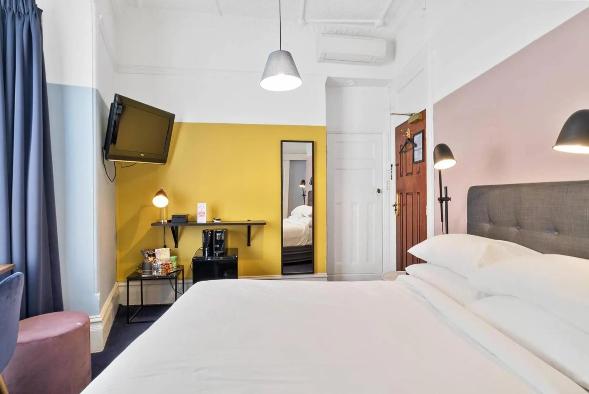 Bedroom, Bed in Hotel Harry, an Ascend Collection Hotel