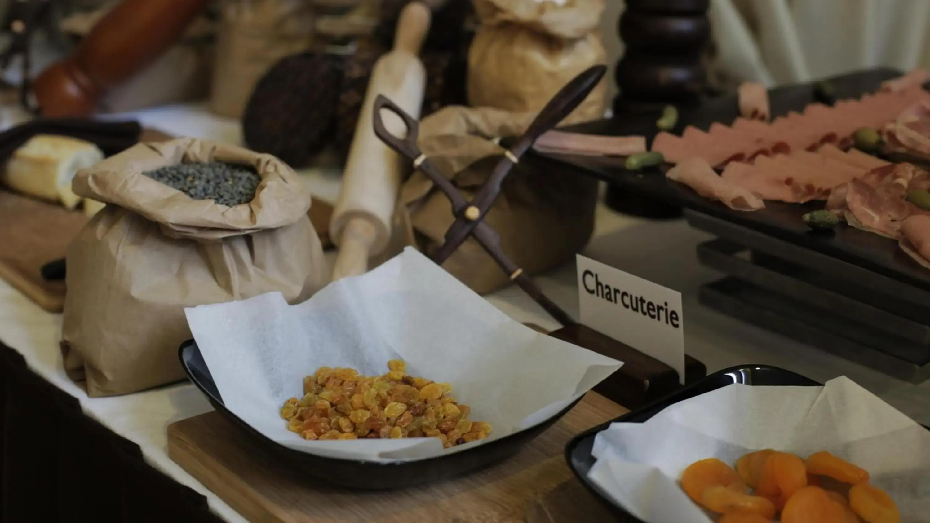 Restaurant/places to eat in GHS Hotel Restaurant/places to eat in GHS Hotel