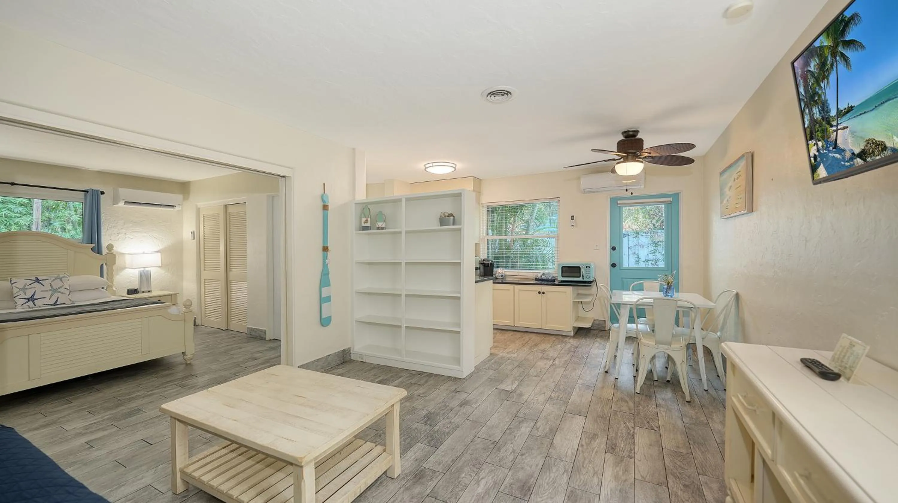 Siesta Key Palms Resort