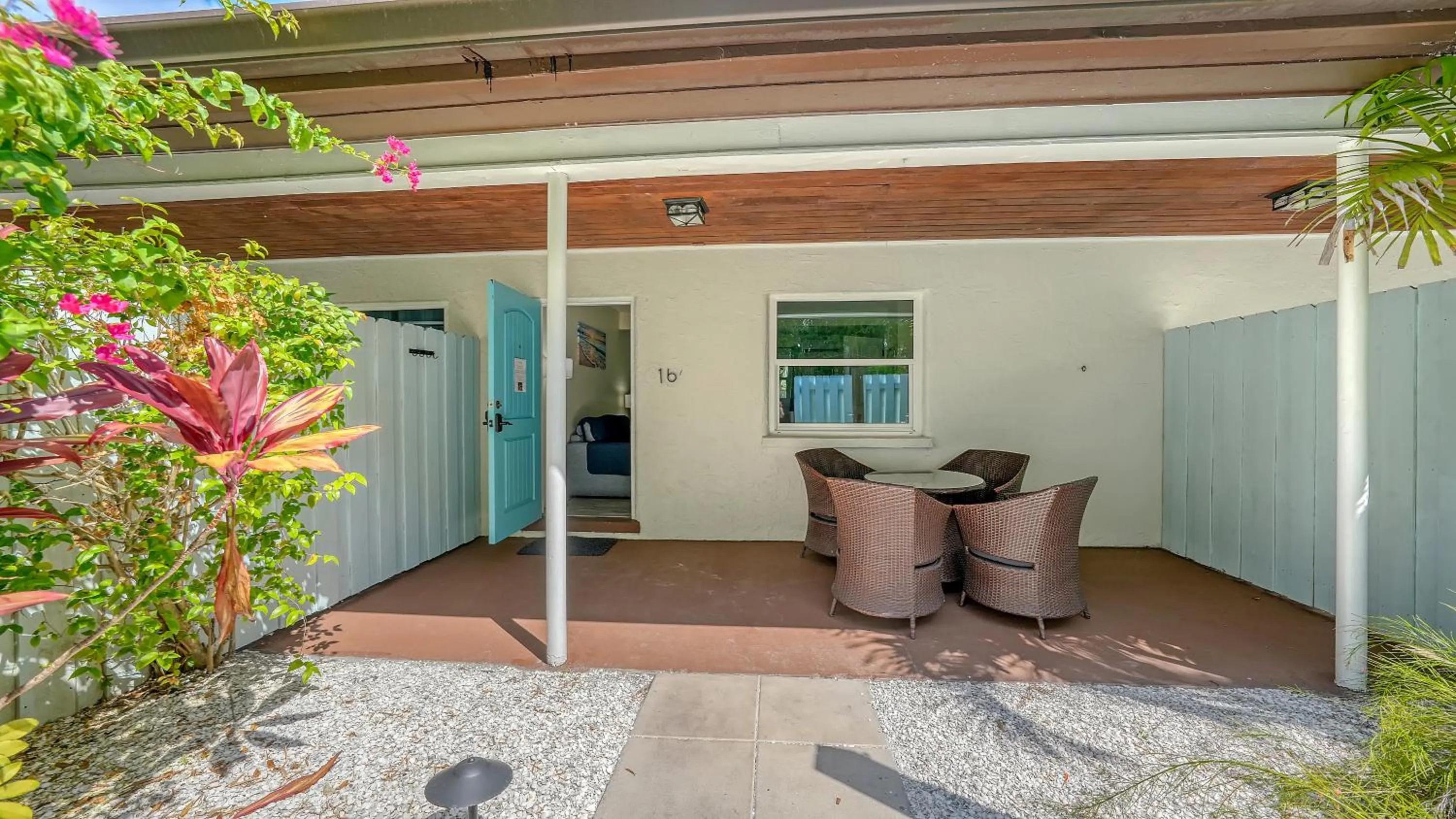 Siesta Key Palms Resort