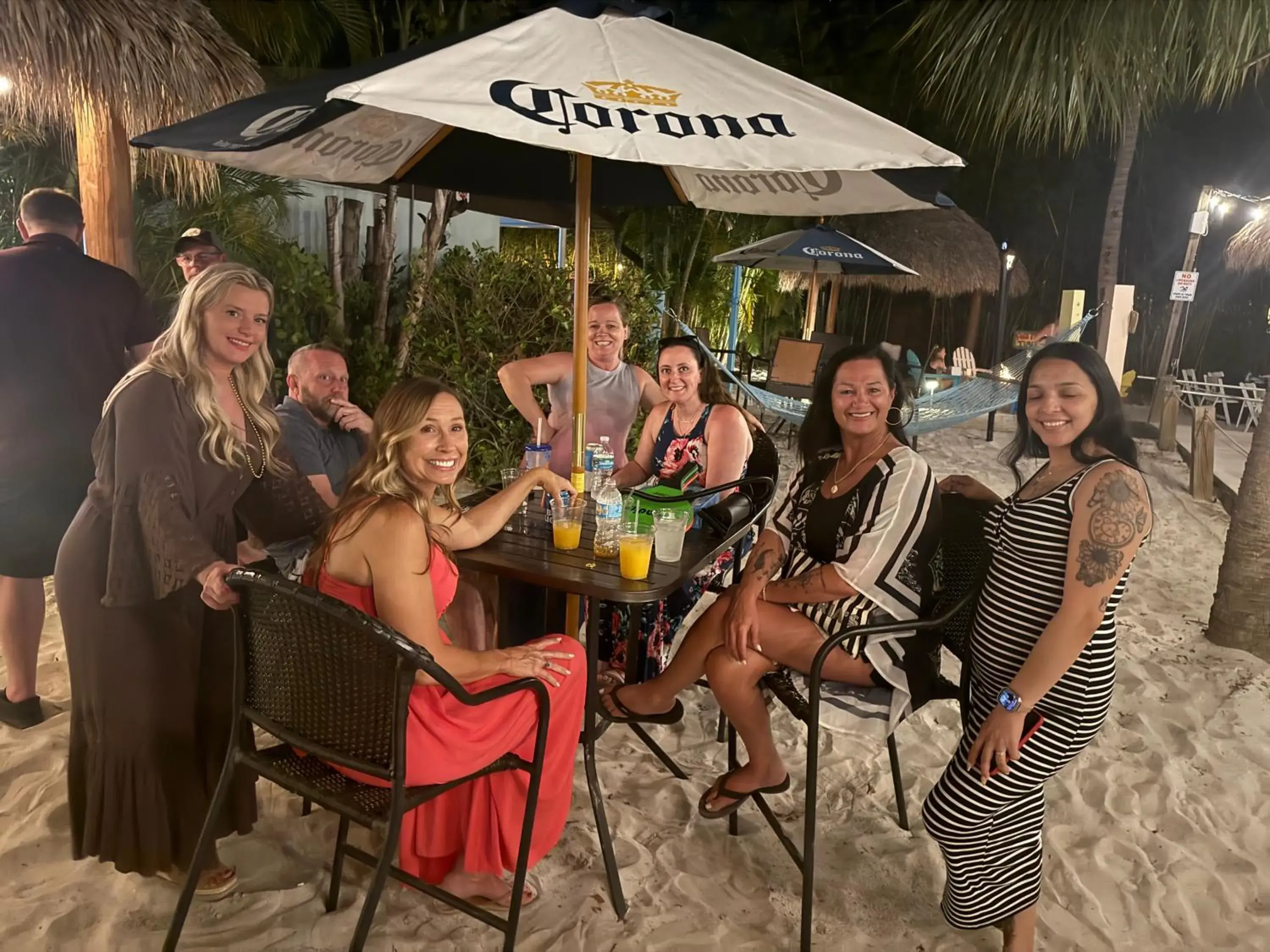 Lounge or bar in Siesta Key Palms Resort Lounge or bar in Siesta Key Palms Resort