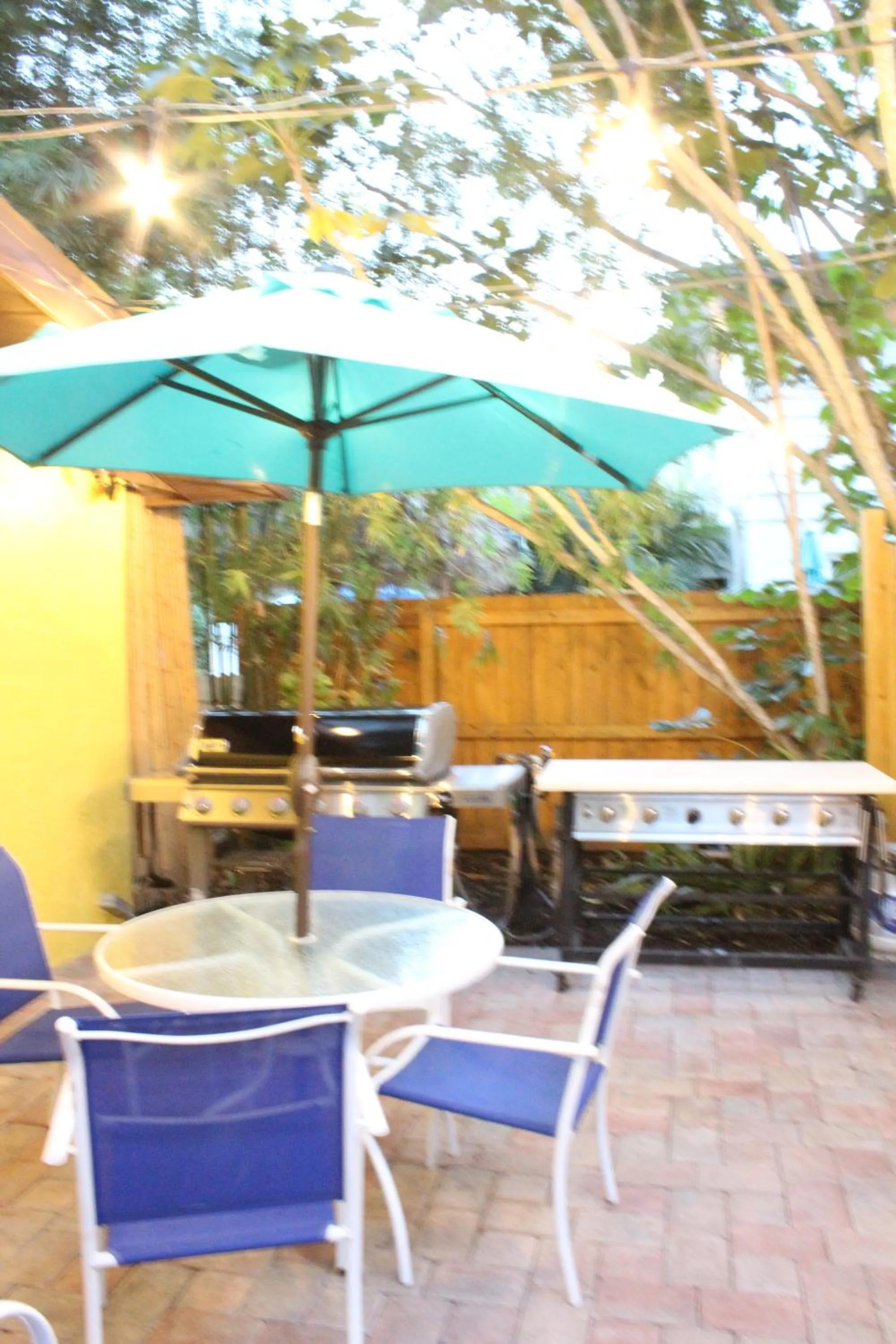 BBQ facilities in Siesta Key Palms Resort