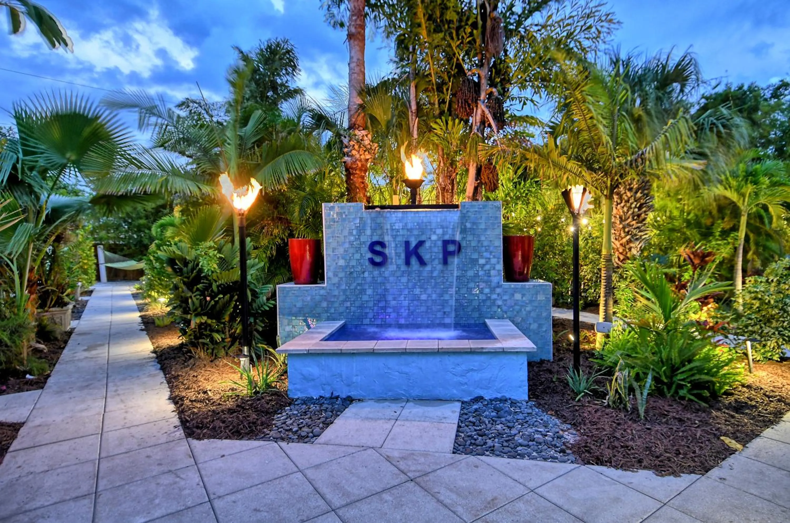 Garden in Siesta Key Palms Resort