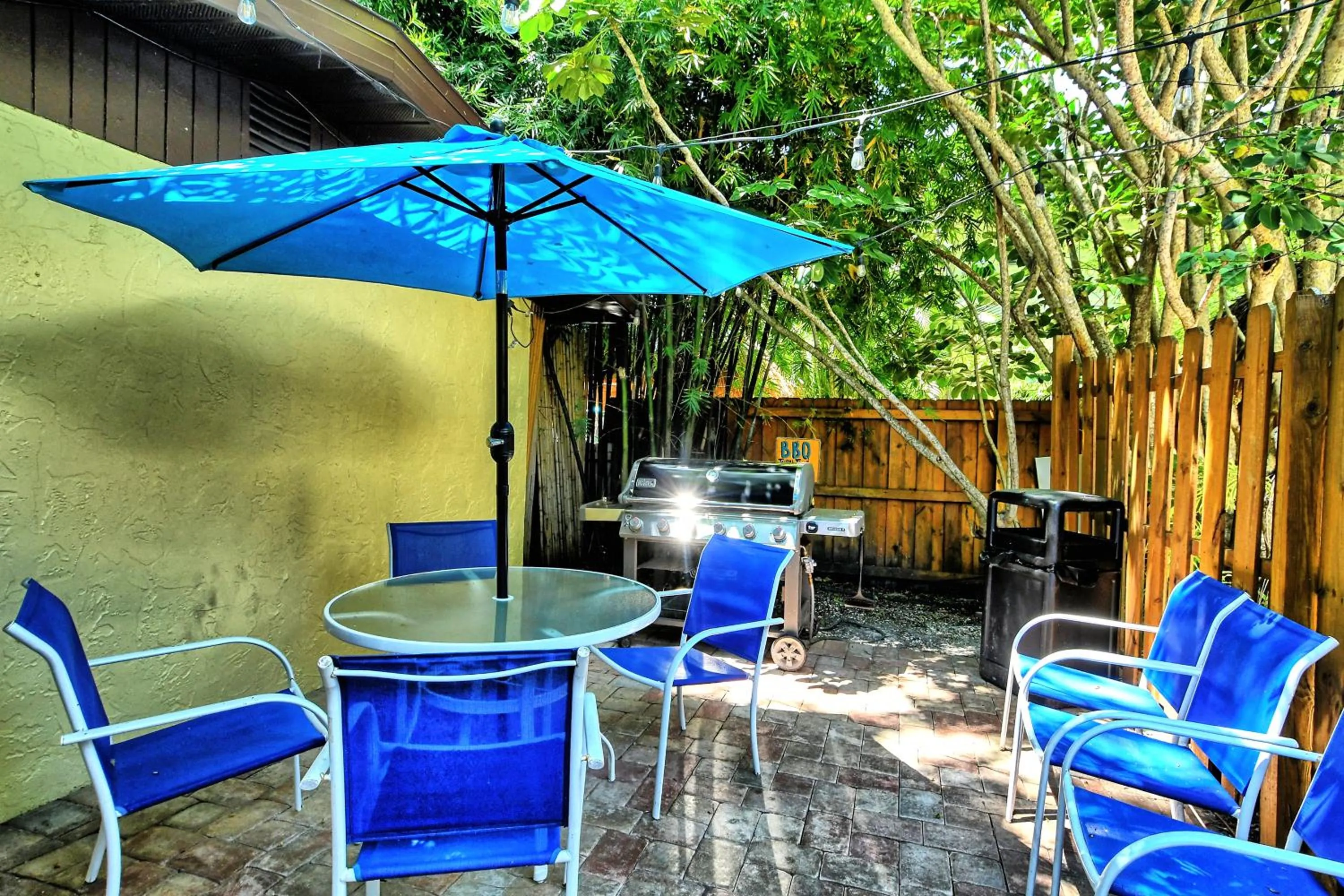 BBQ facilities in Siesta Key Palms Resort