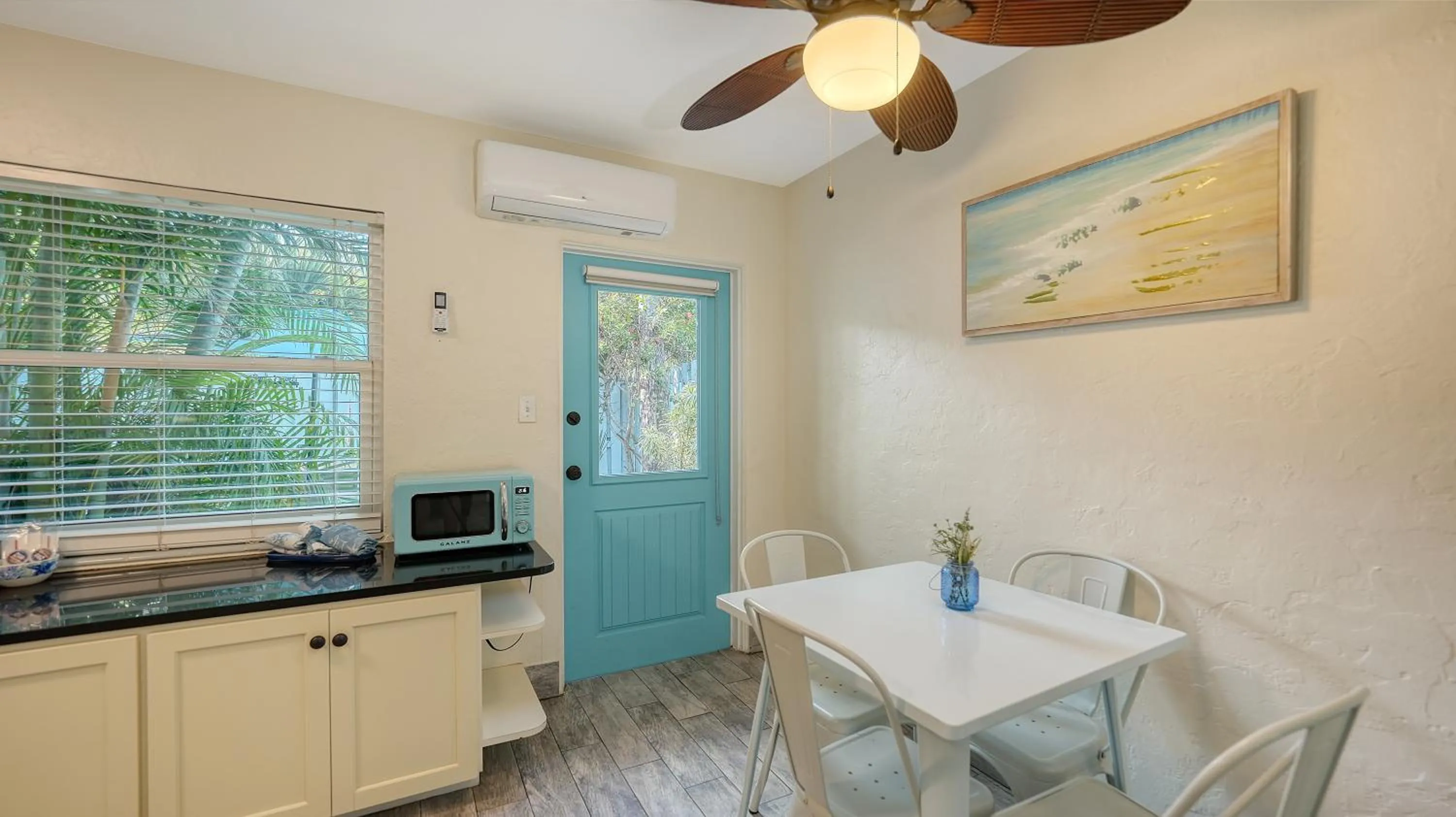 Siesta Key Palms Resort