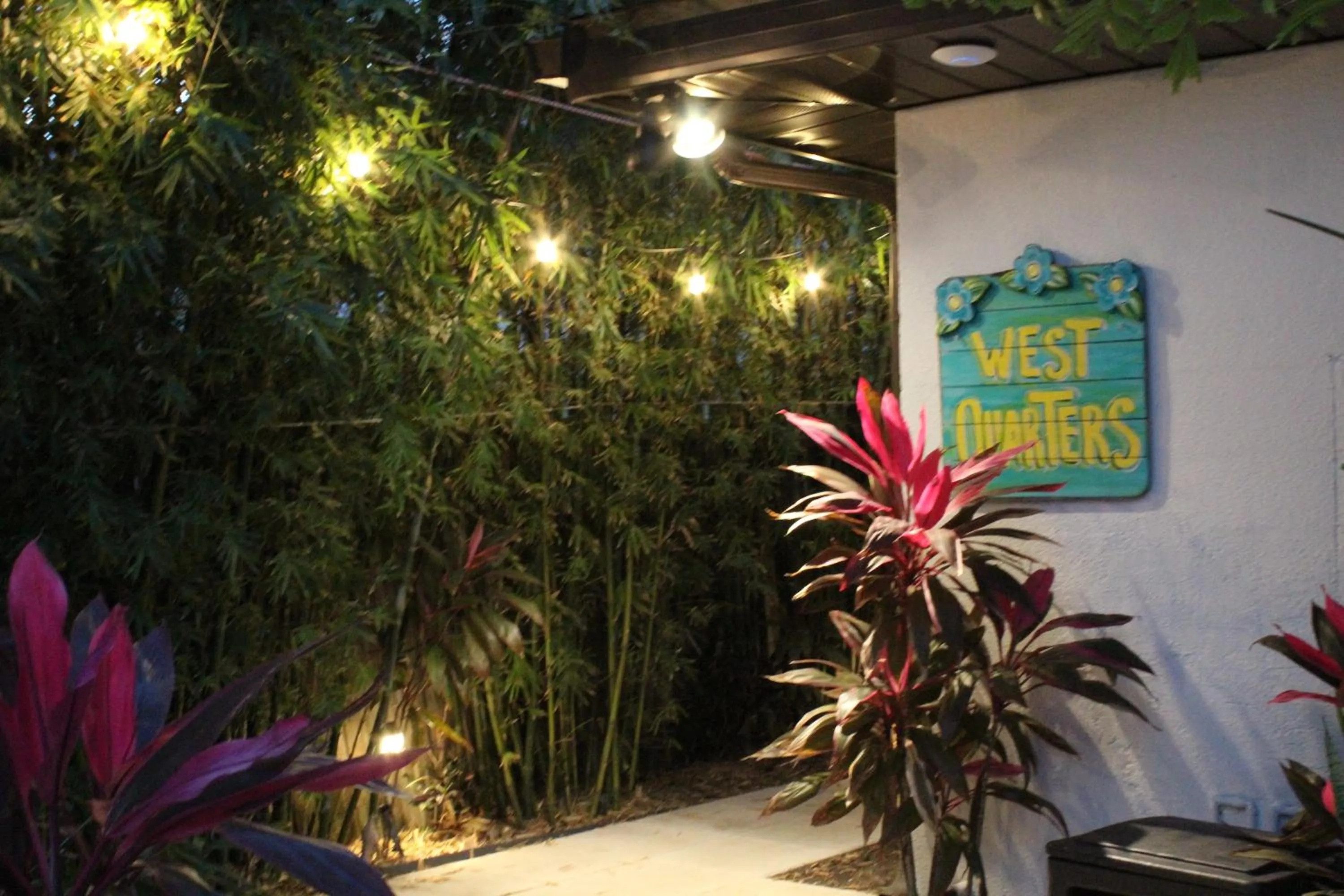 Garden in Siesta Key Palms Resort