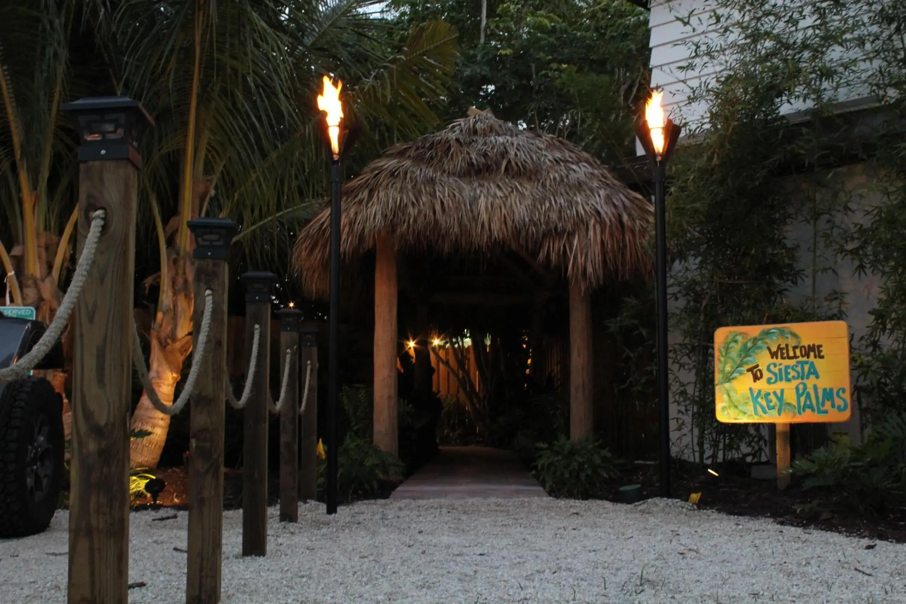 Facade/entrance in Siesta Key Palms Resort Facade/entrance in Siesta Key Palms Resort
