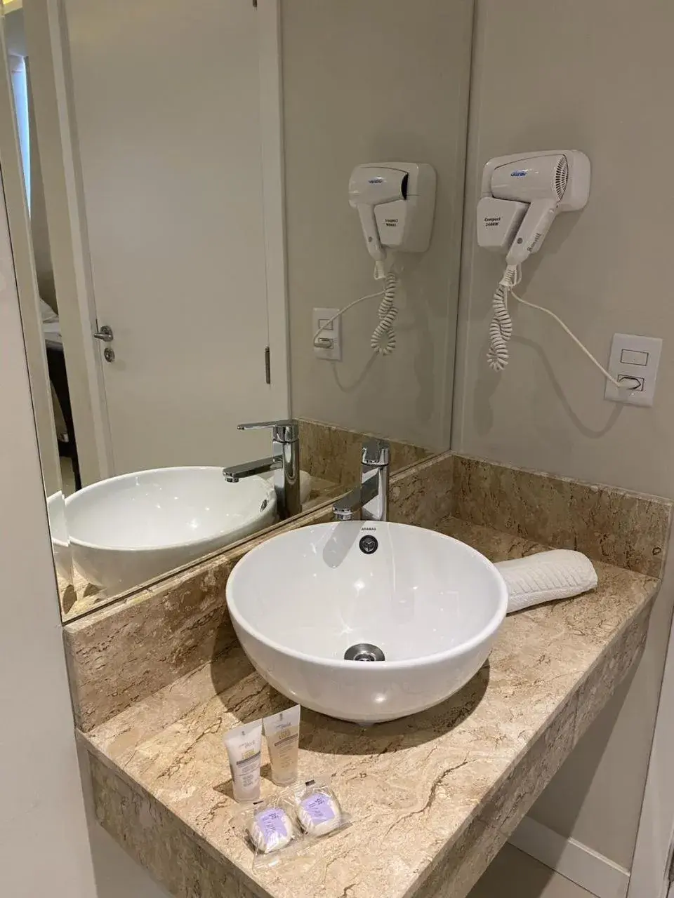 Quadruple Room with Bath in Pousada Bela By Bia Quadruple Room with Bath in Pousada Bela By Bia