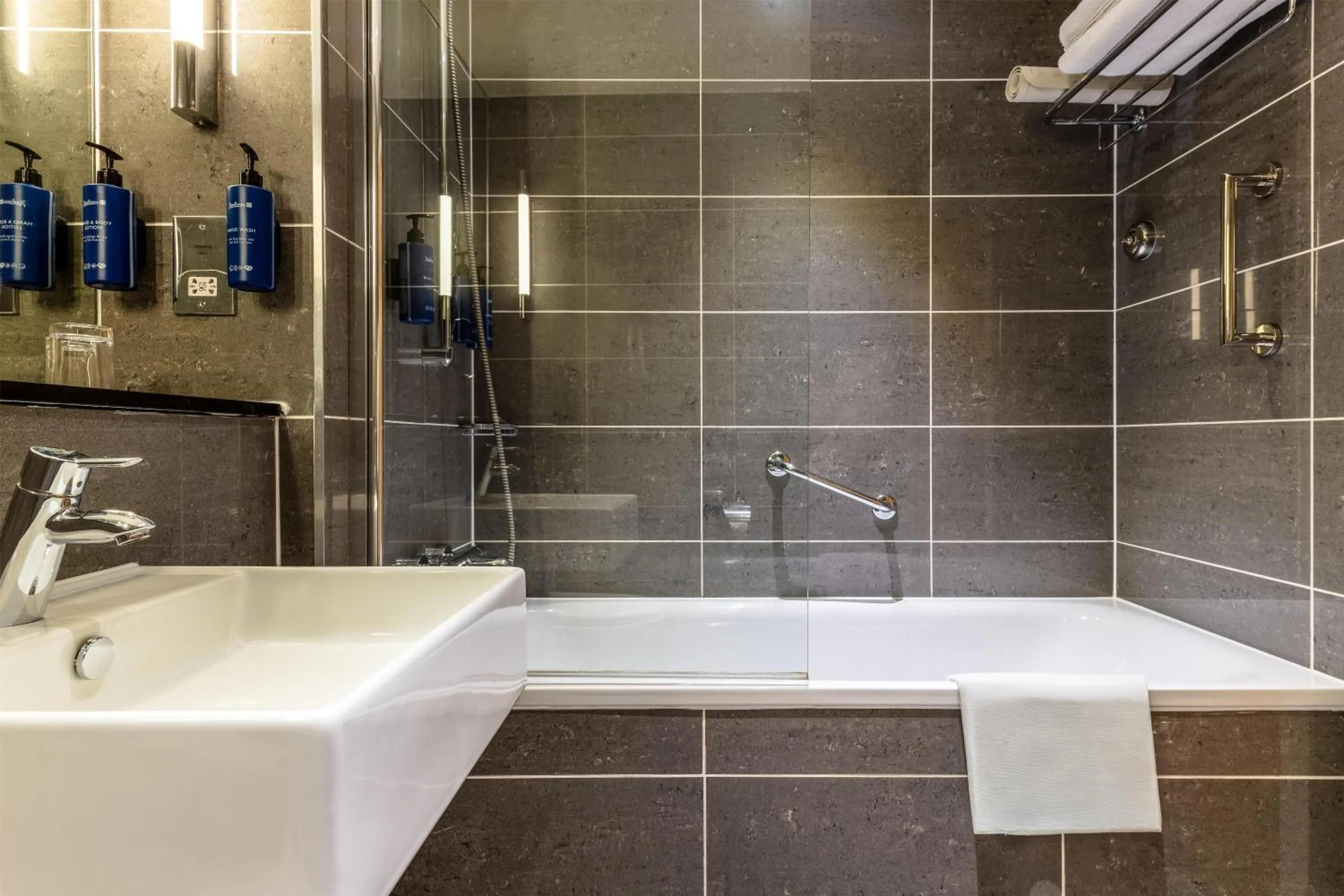 Bathroom in Radisson Blu Hotel, Bristol