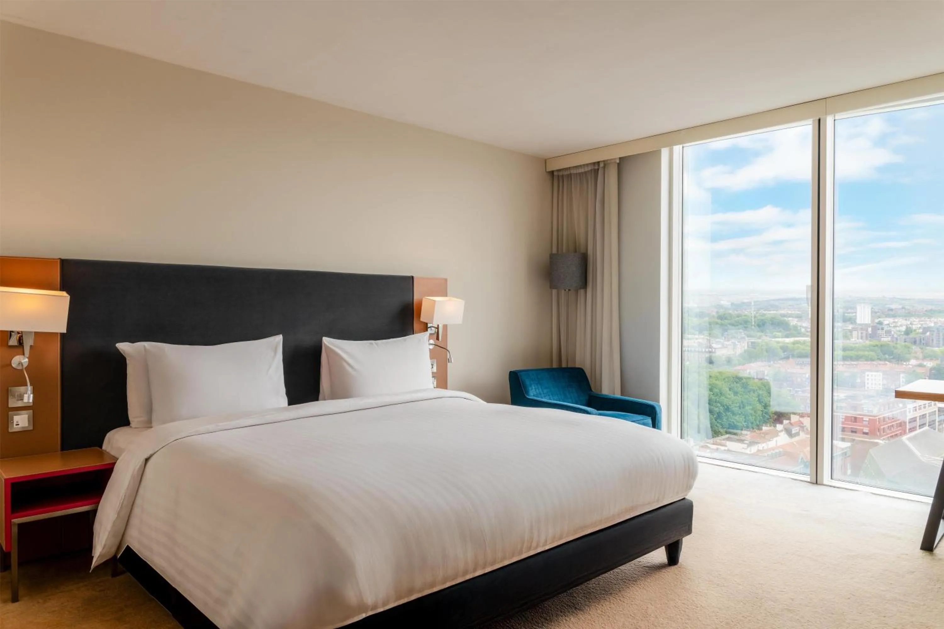 Bedroom, Bed in Radisson Blu Hotel, Bristol