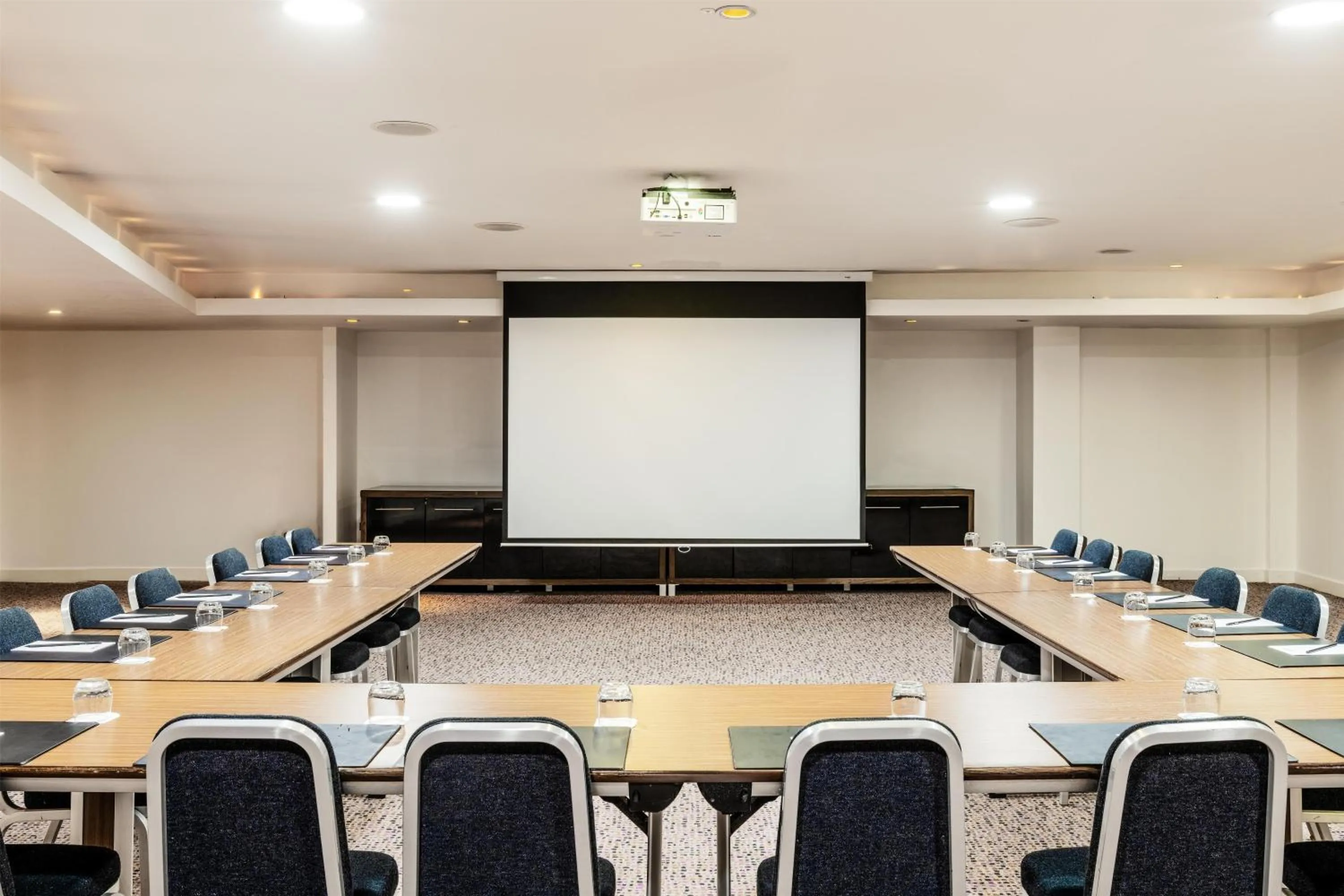 Meeting/conference room in Radisson Blu Hotel, Bristol