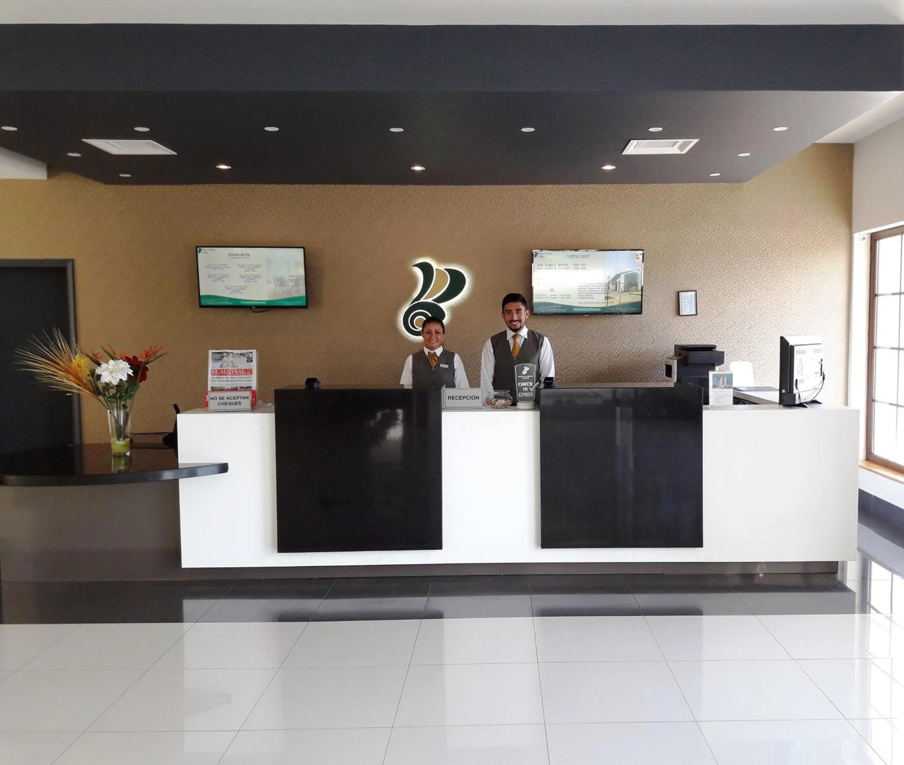 Staff in Hotel Diego de Almagro Osorno