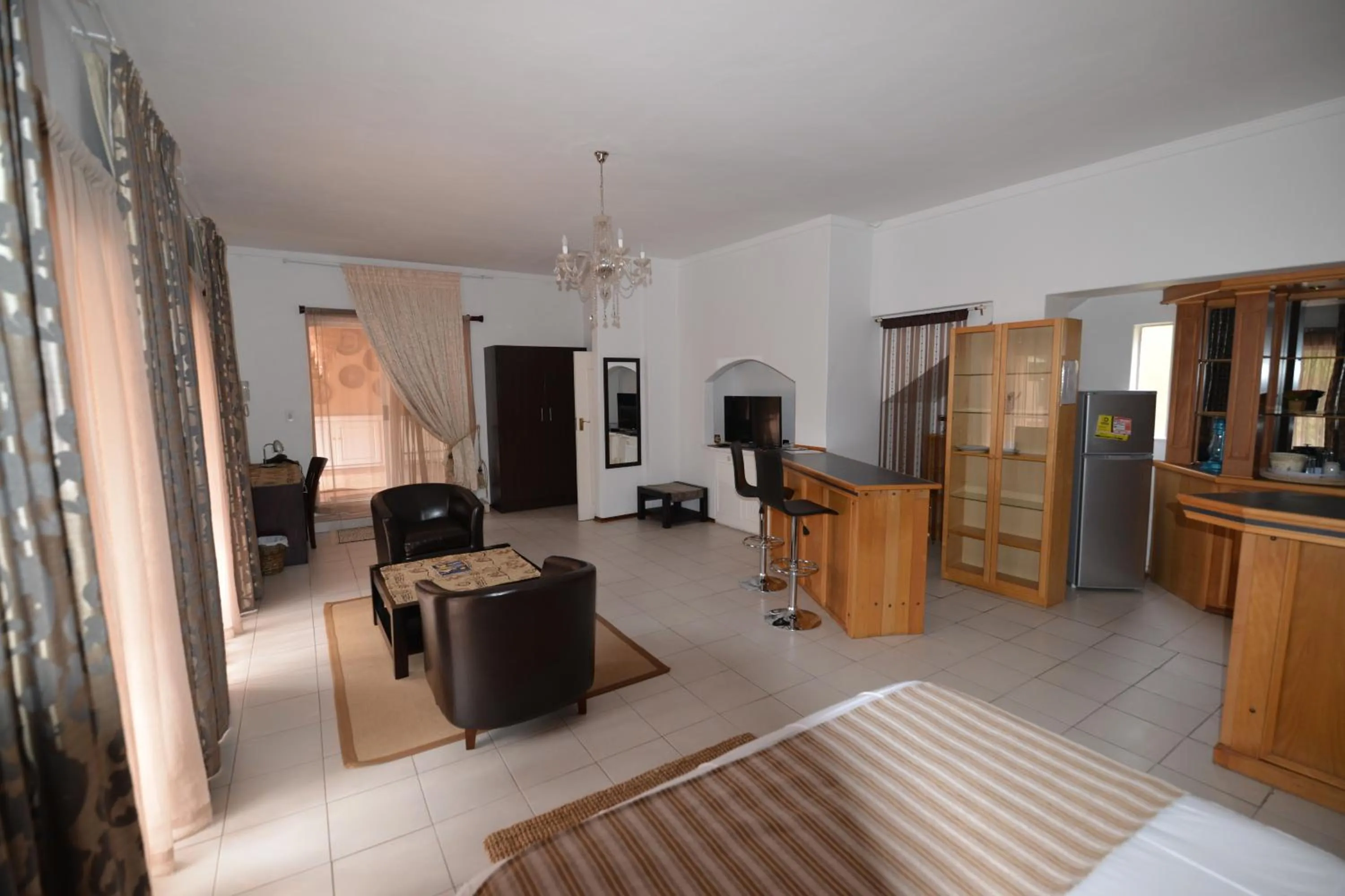 Seating area in Attaché Guest Lodge & Health Spa